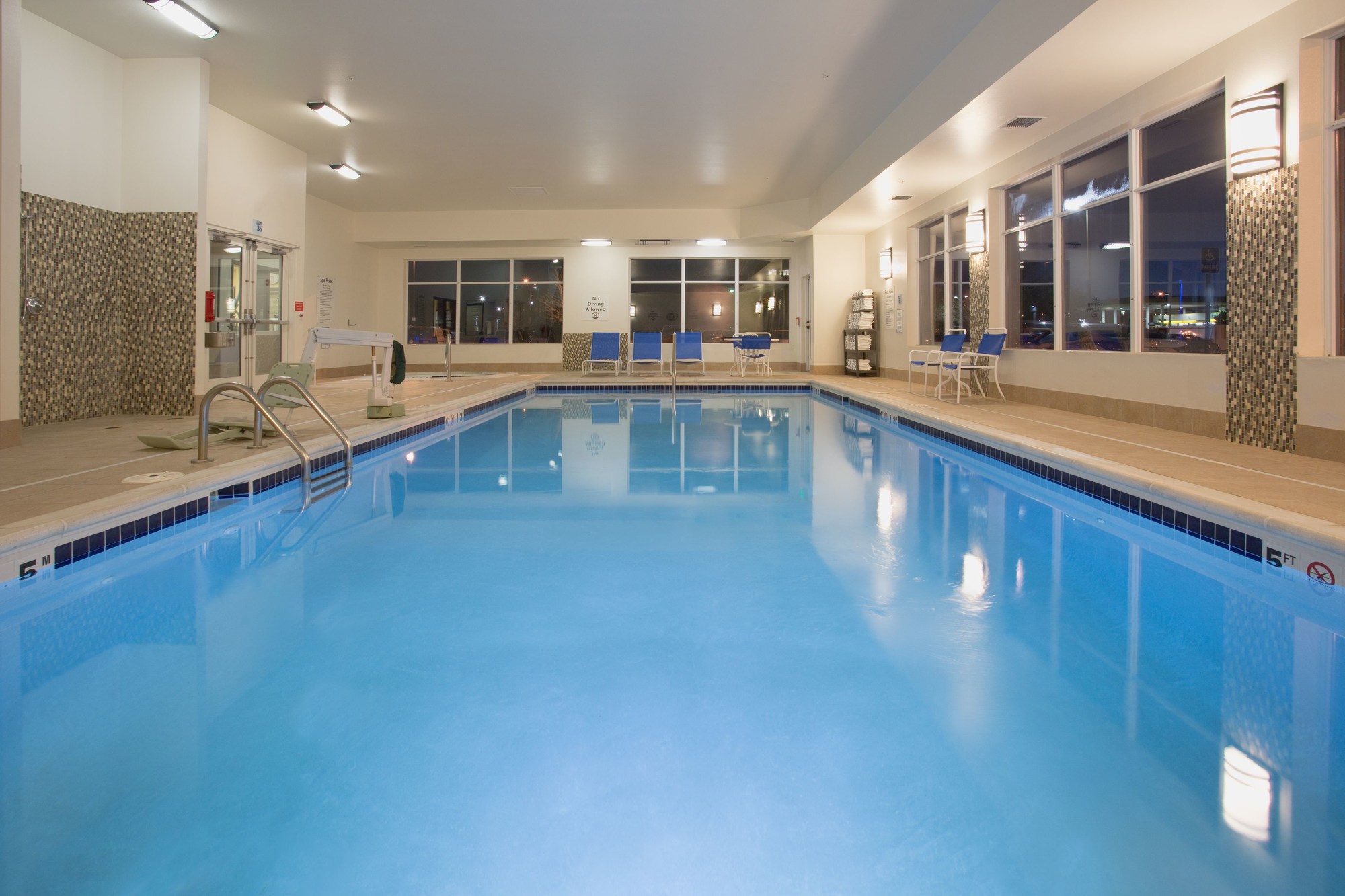 Holiday Inn Express Denver North - Thornton