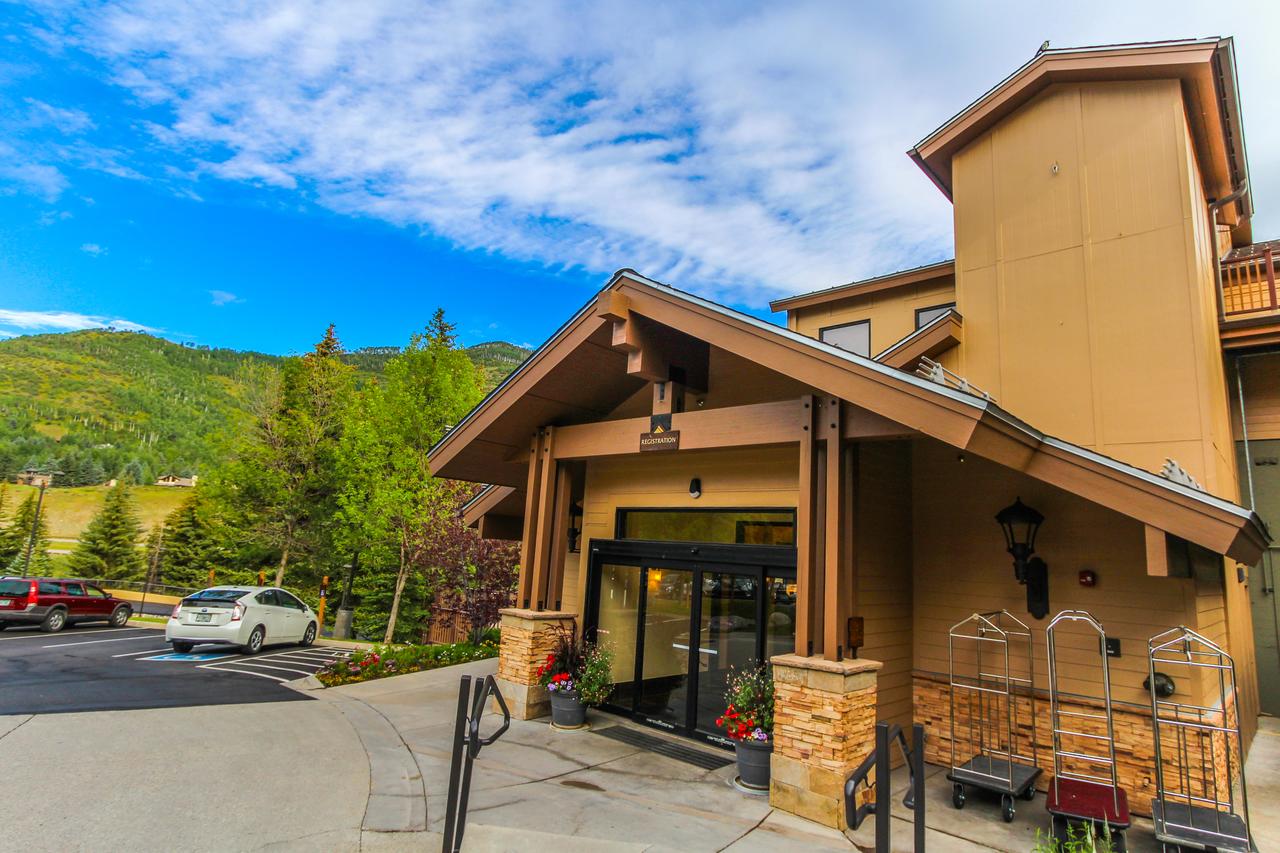 Aspen at Streamside