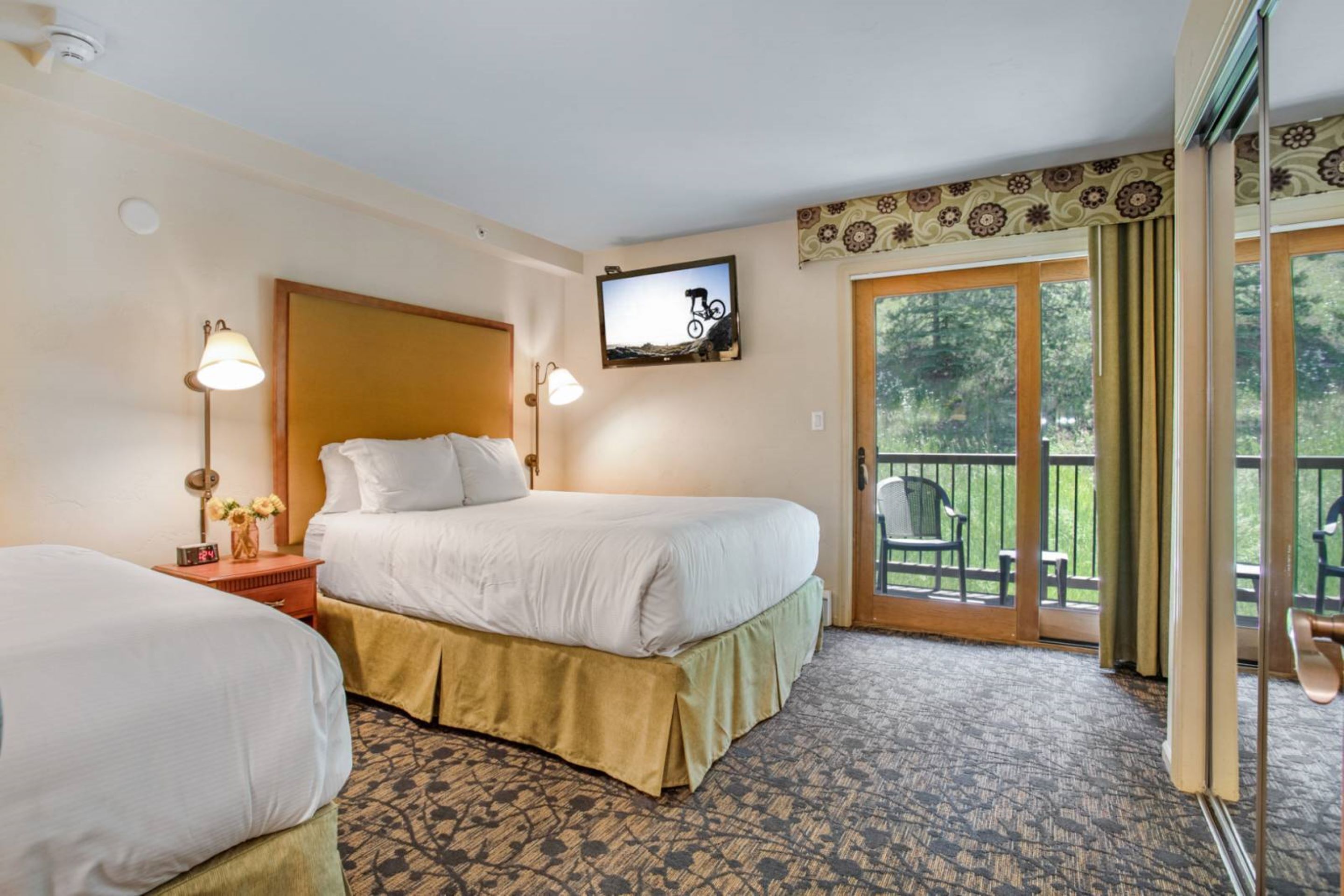 Bluegreen's Streamside at Vail