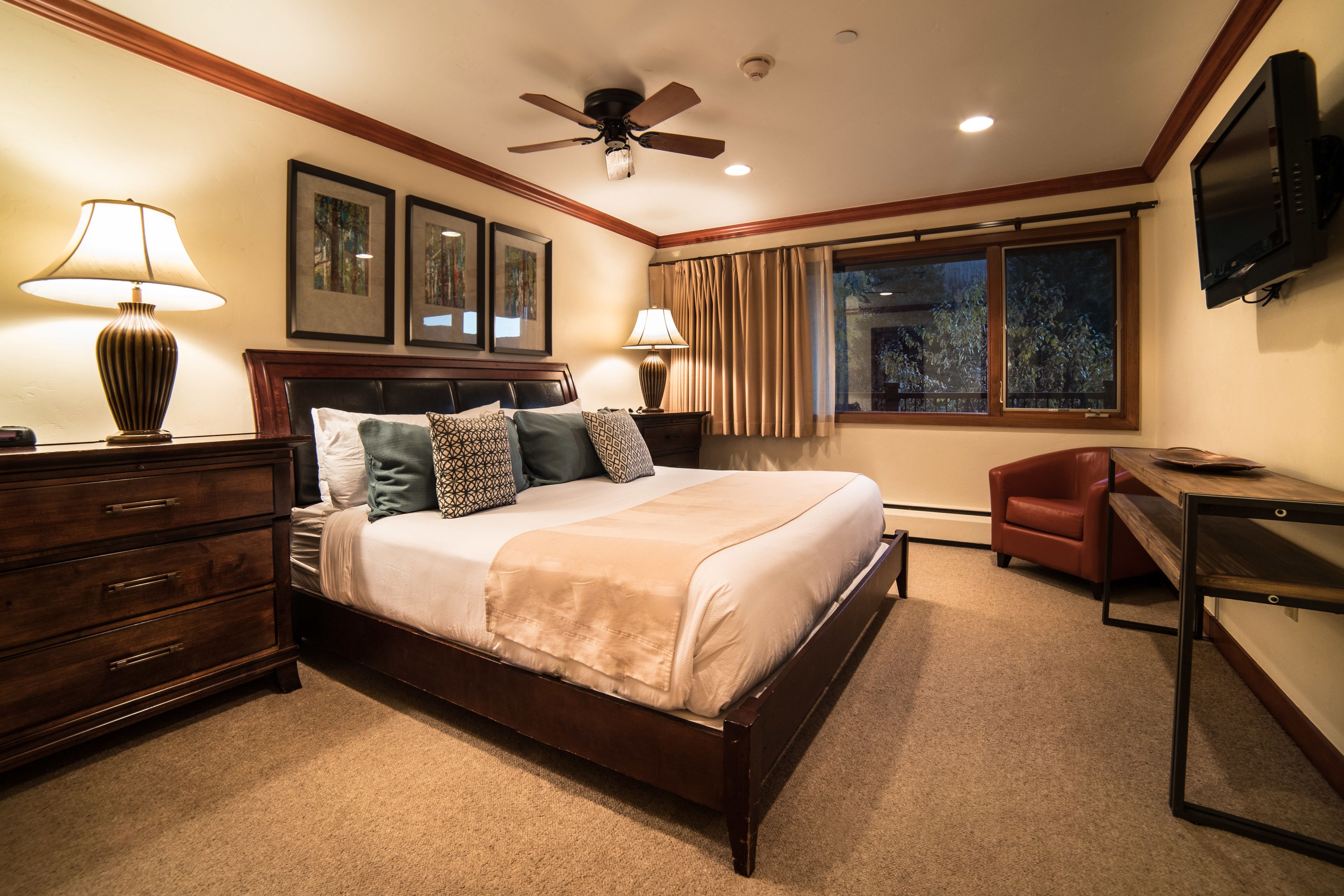 Manor Vail Lodge