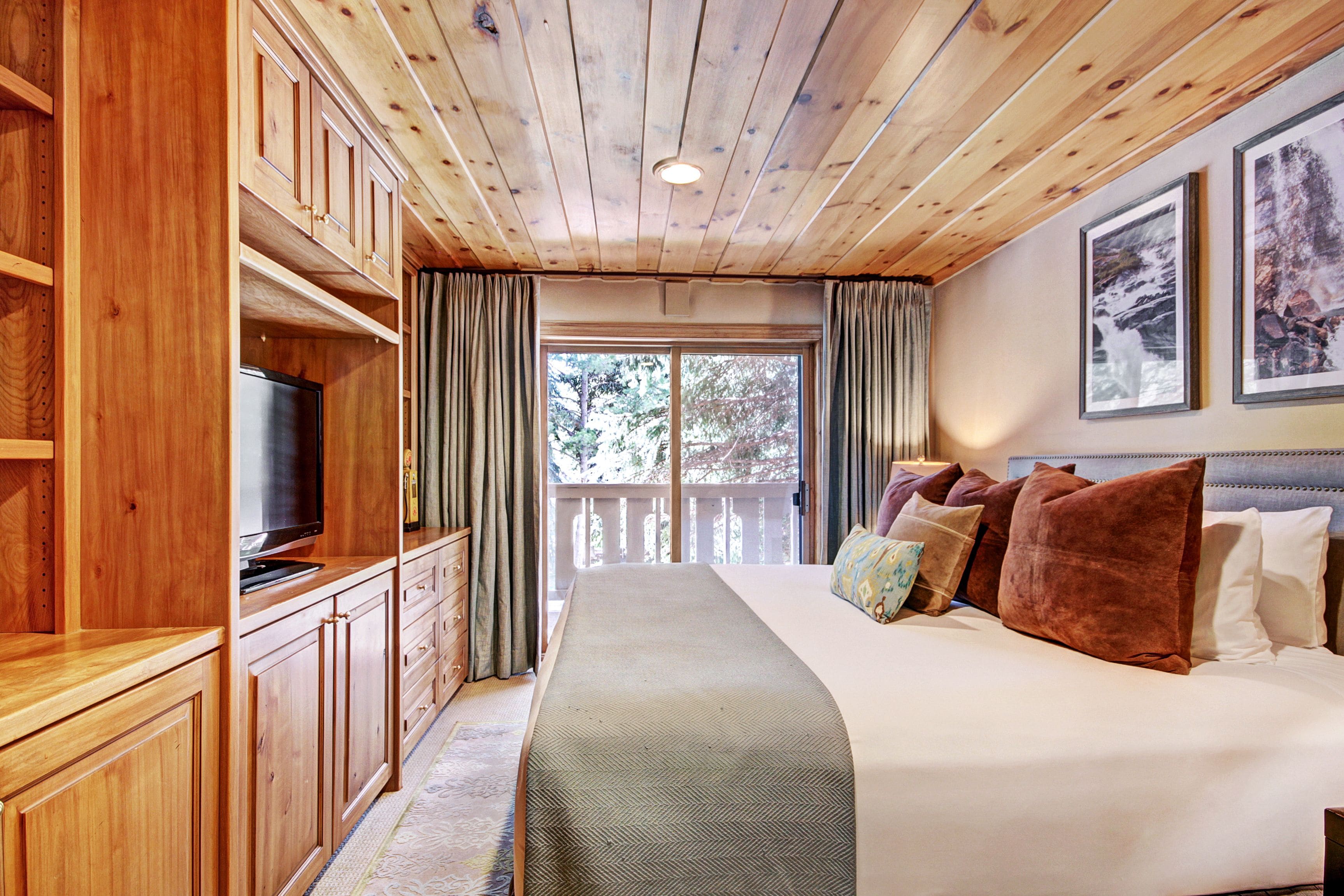 The Lodge at Vail, a RockResort