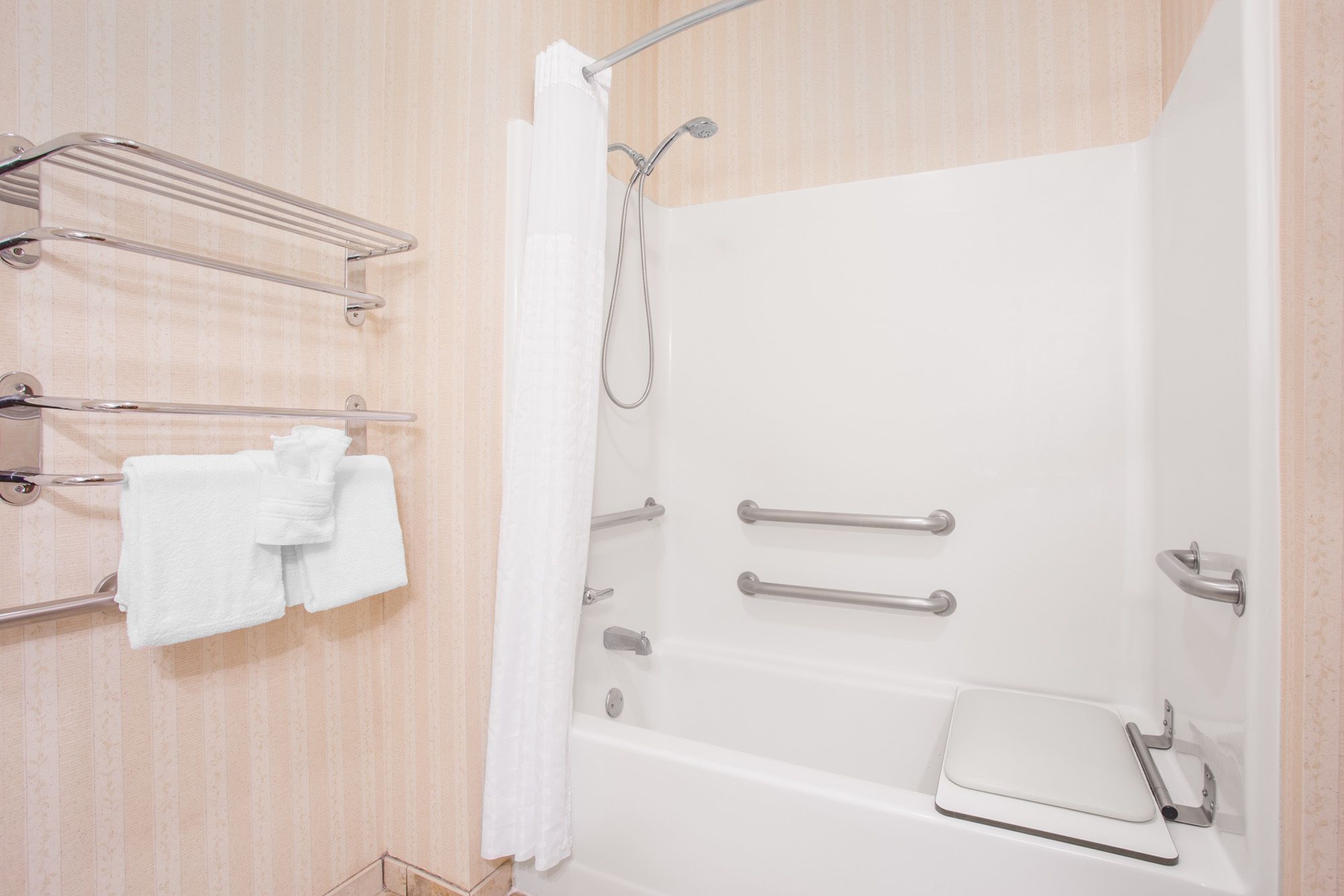 Quality Inn & Suites Wellington - Fort Collins