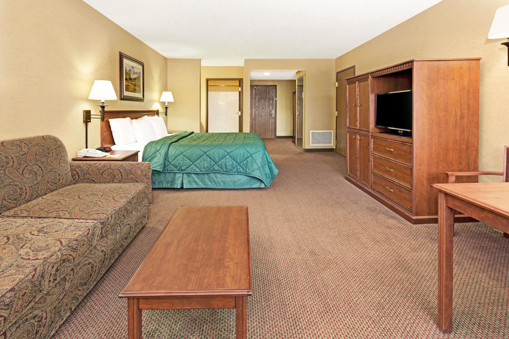 Quality Inn & Suites Wellington - Fort Collins