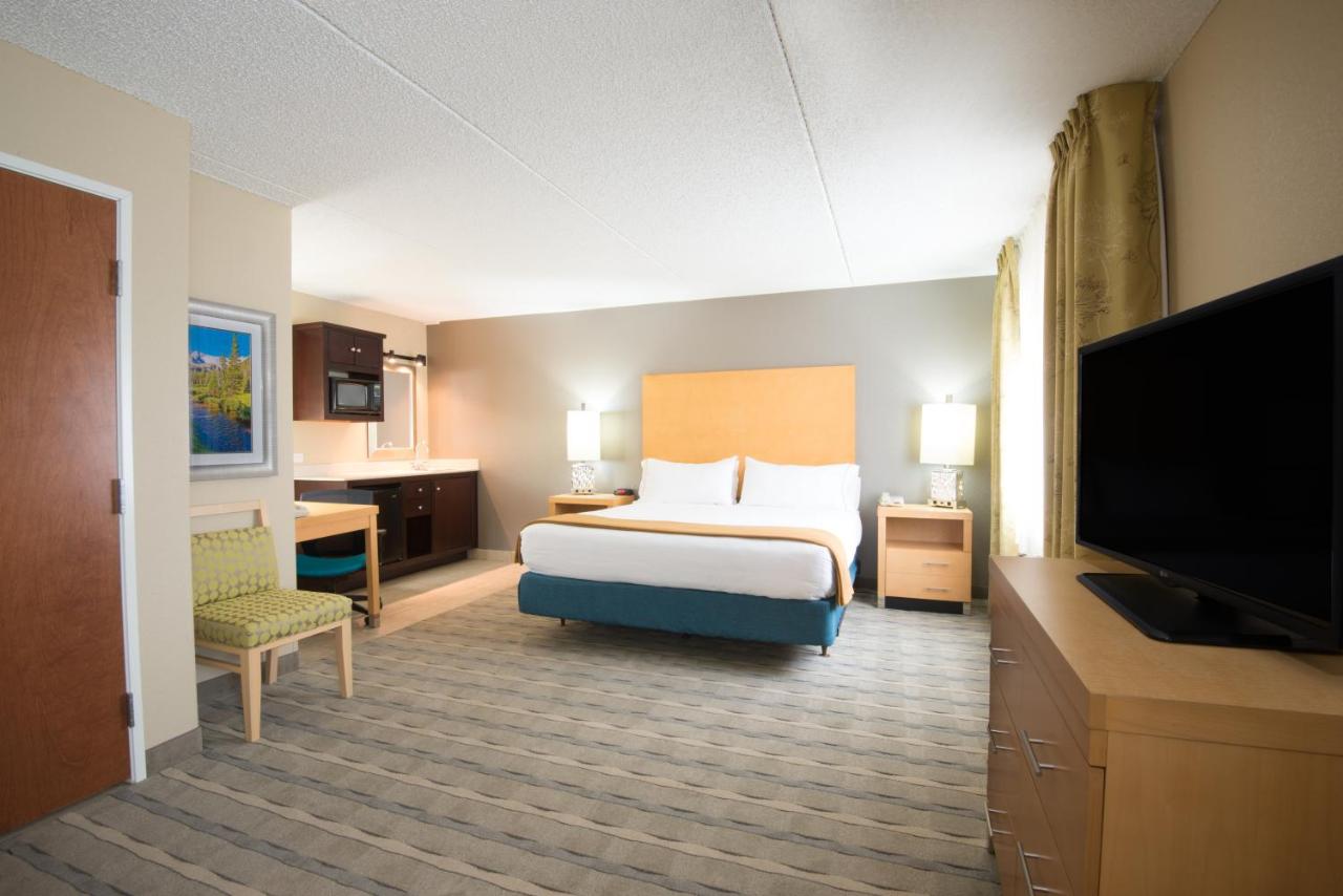 Holiday Inn Express Hotel & Suites Wheat Ridge-Denver West