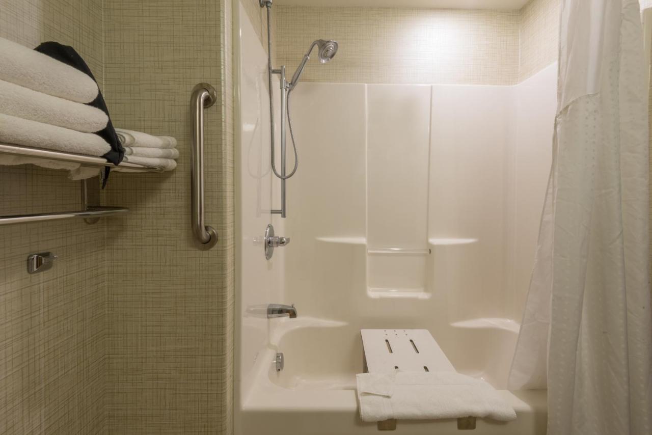 Holiday Inn Express Hotel & Suites Wheat Ridge-Denver West