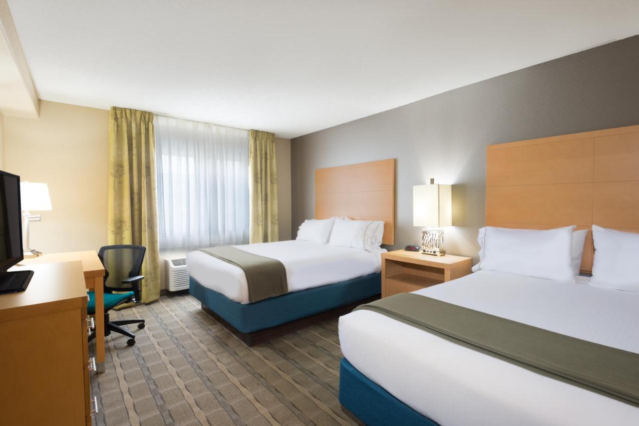 Holiday Inn Express Hotel & Suites Wheat Ridge-Denver West