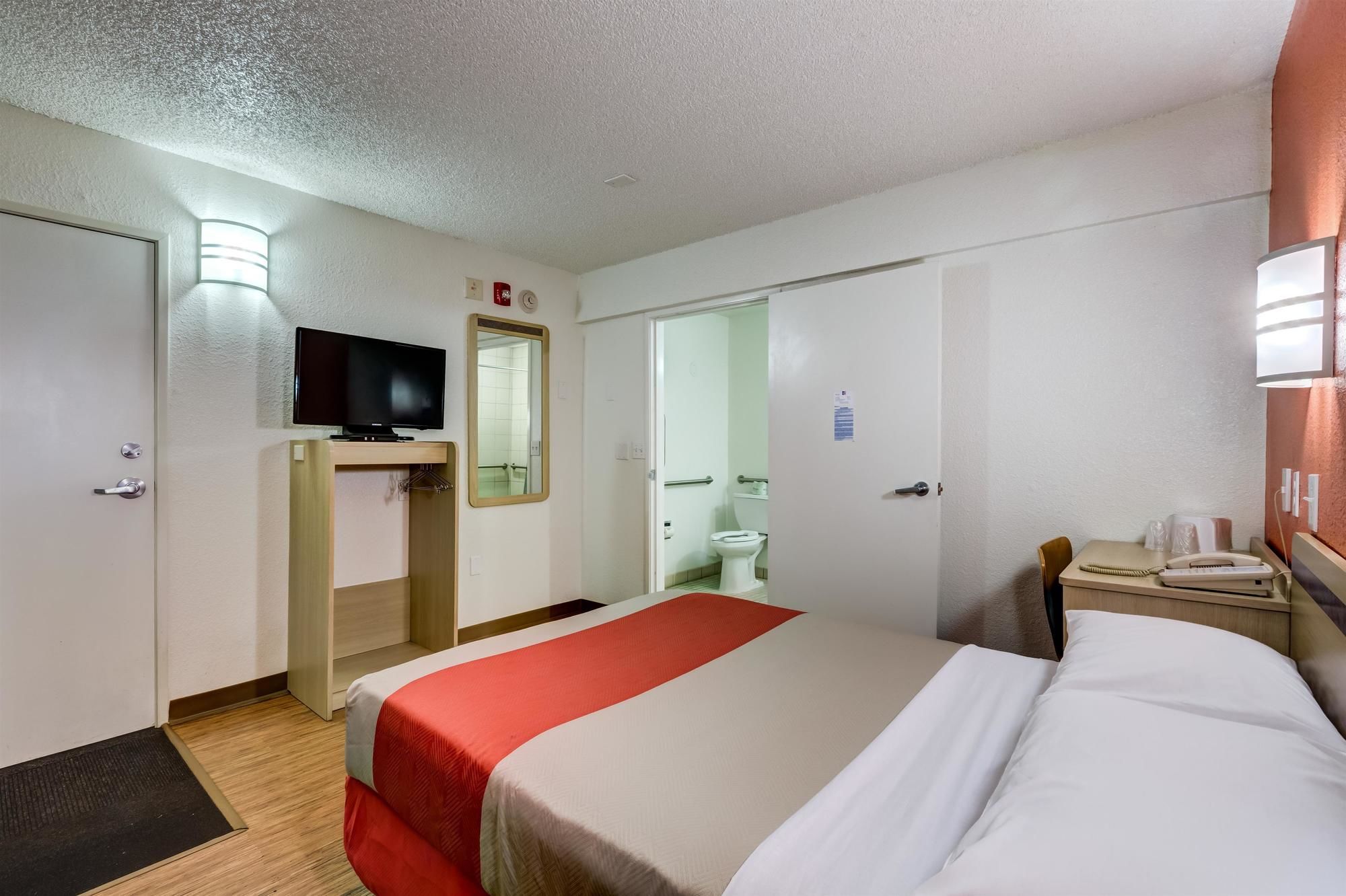 Motel 6 Denver West Wheat Ridge-North