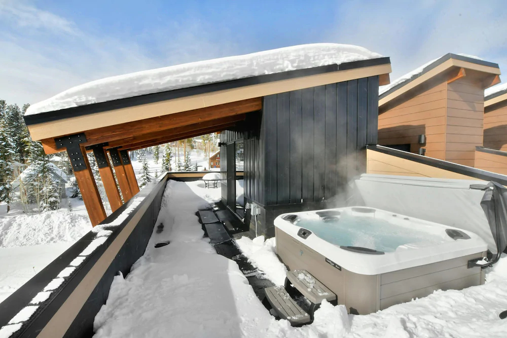 Arrow by Winter Park Escapes