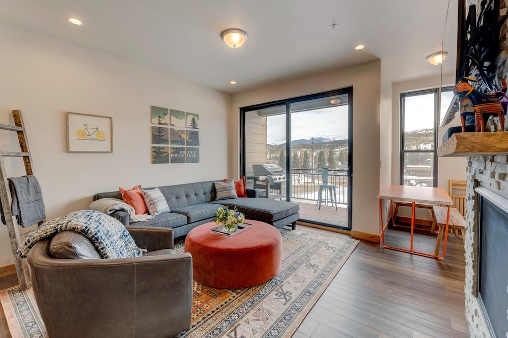 Arrow by Winter Park Escapes