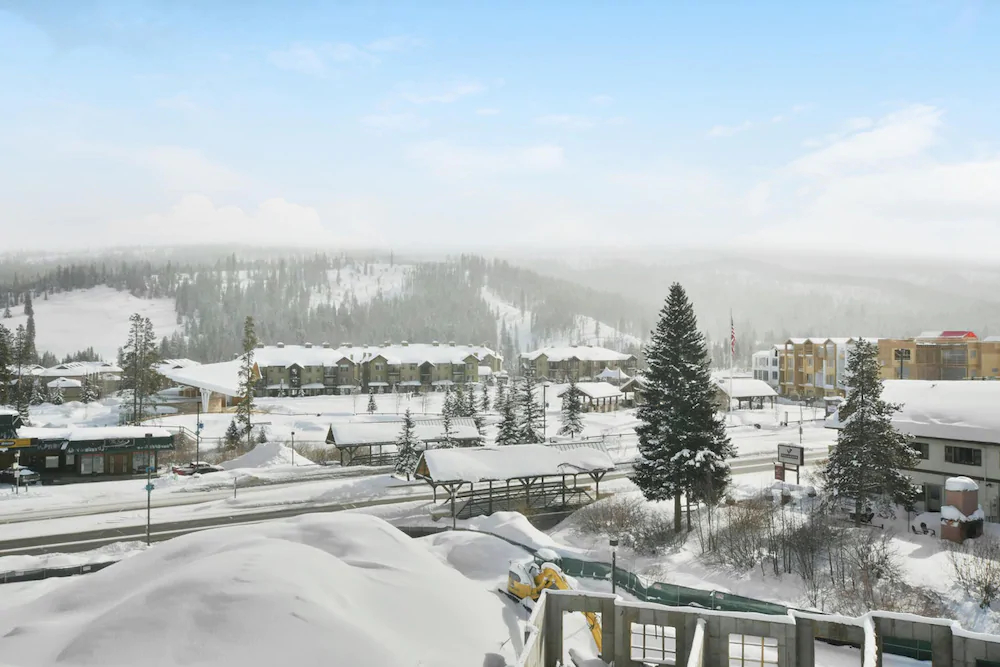 Arrow by Winter Park Escapes