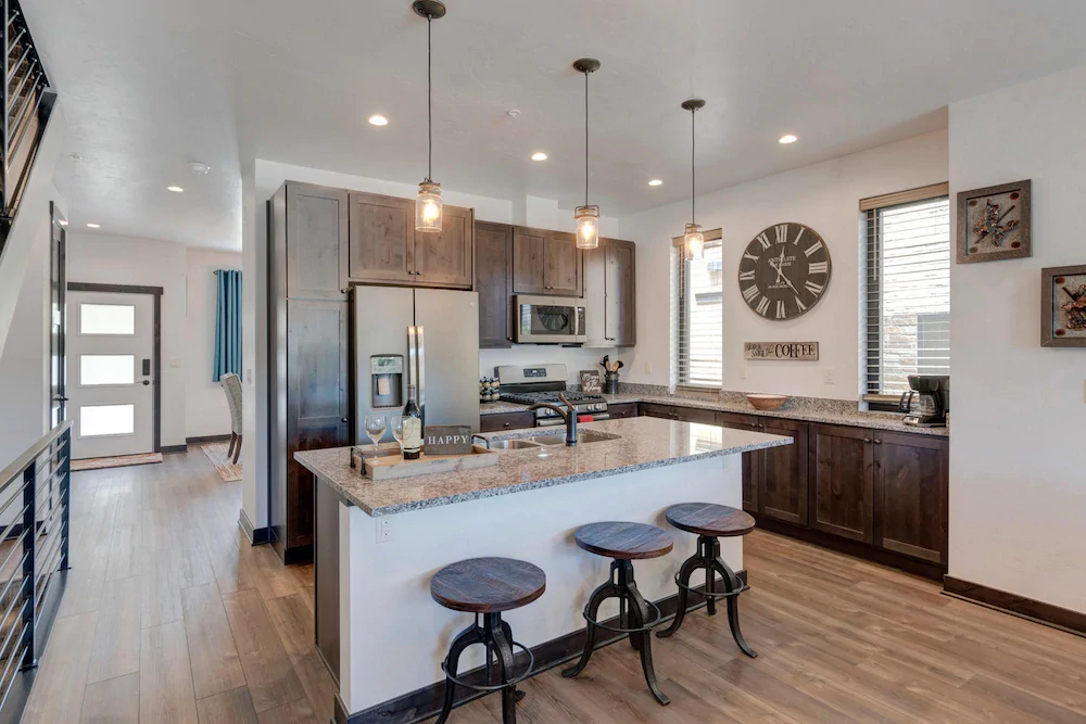 Arrow by Winter Park Escapes