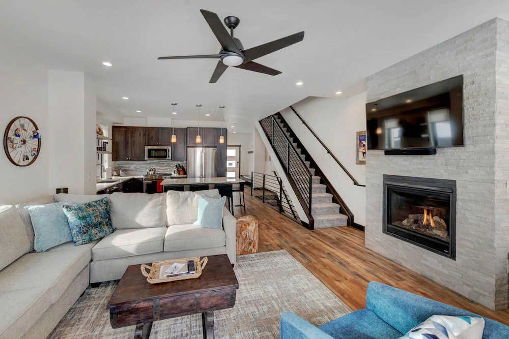 Arrow by Winter Park Escapes