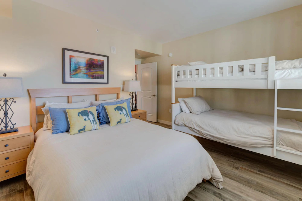 Founders Pointe & Fraser Crossing Luxury Condo by Winter Park Escapes