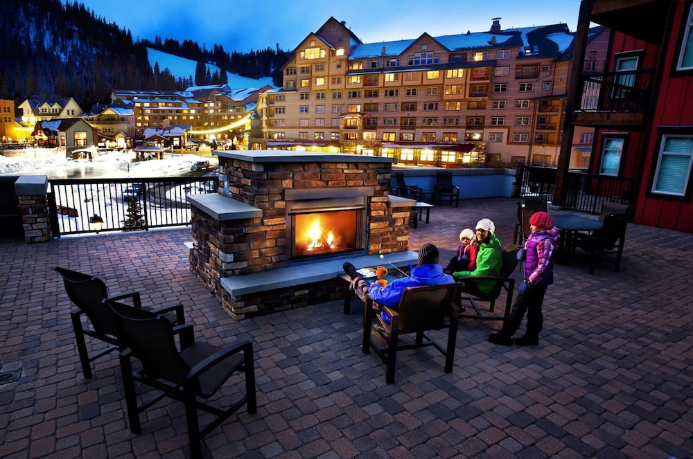 Founders Pointe & Fraser Crossing Luxury Condo by Winter Park Escapes