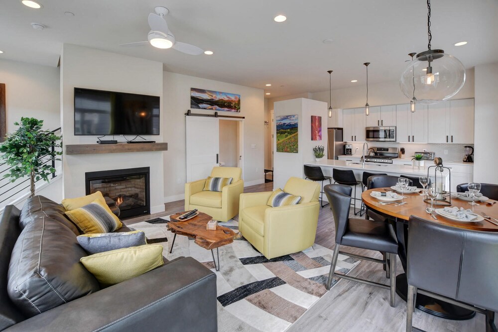 Hideaway Station by Winter Park Escapes