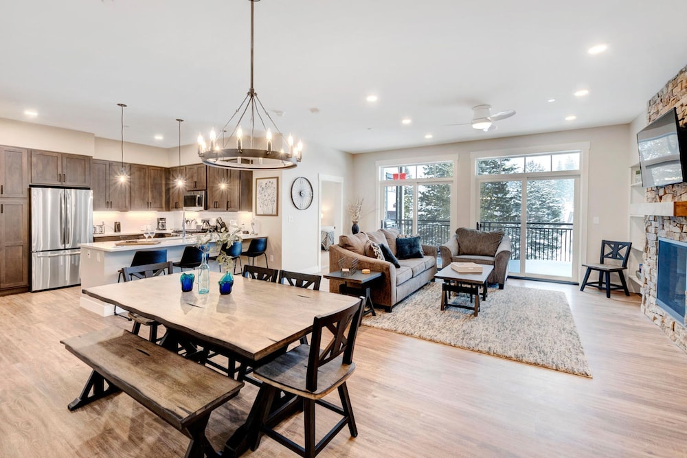 Hideaway Station by Winter Park Escapes