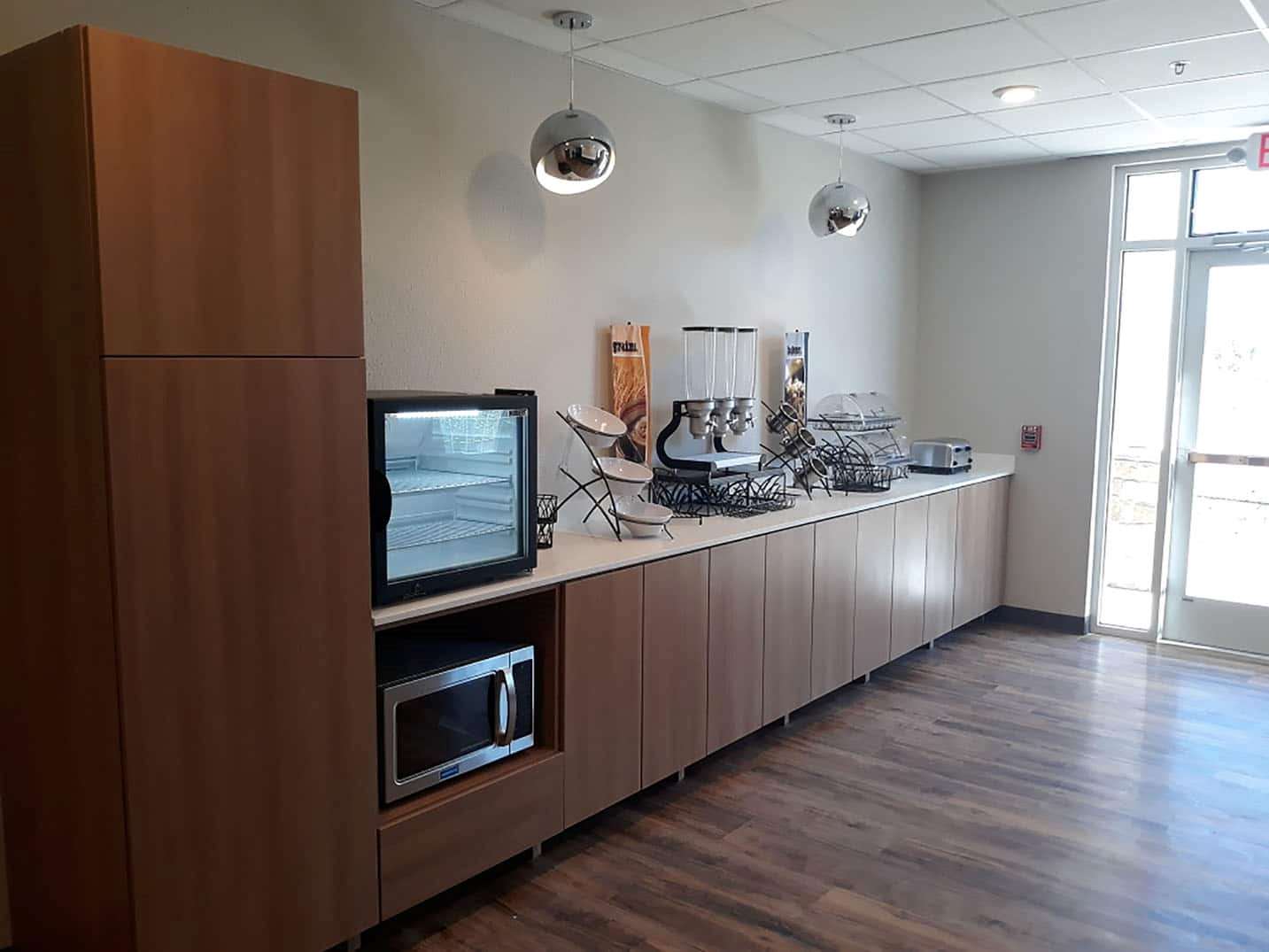 Microtel Inn & Suites by Wyndham Woodland Park