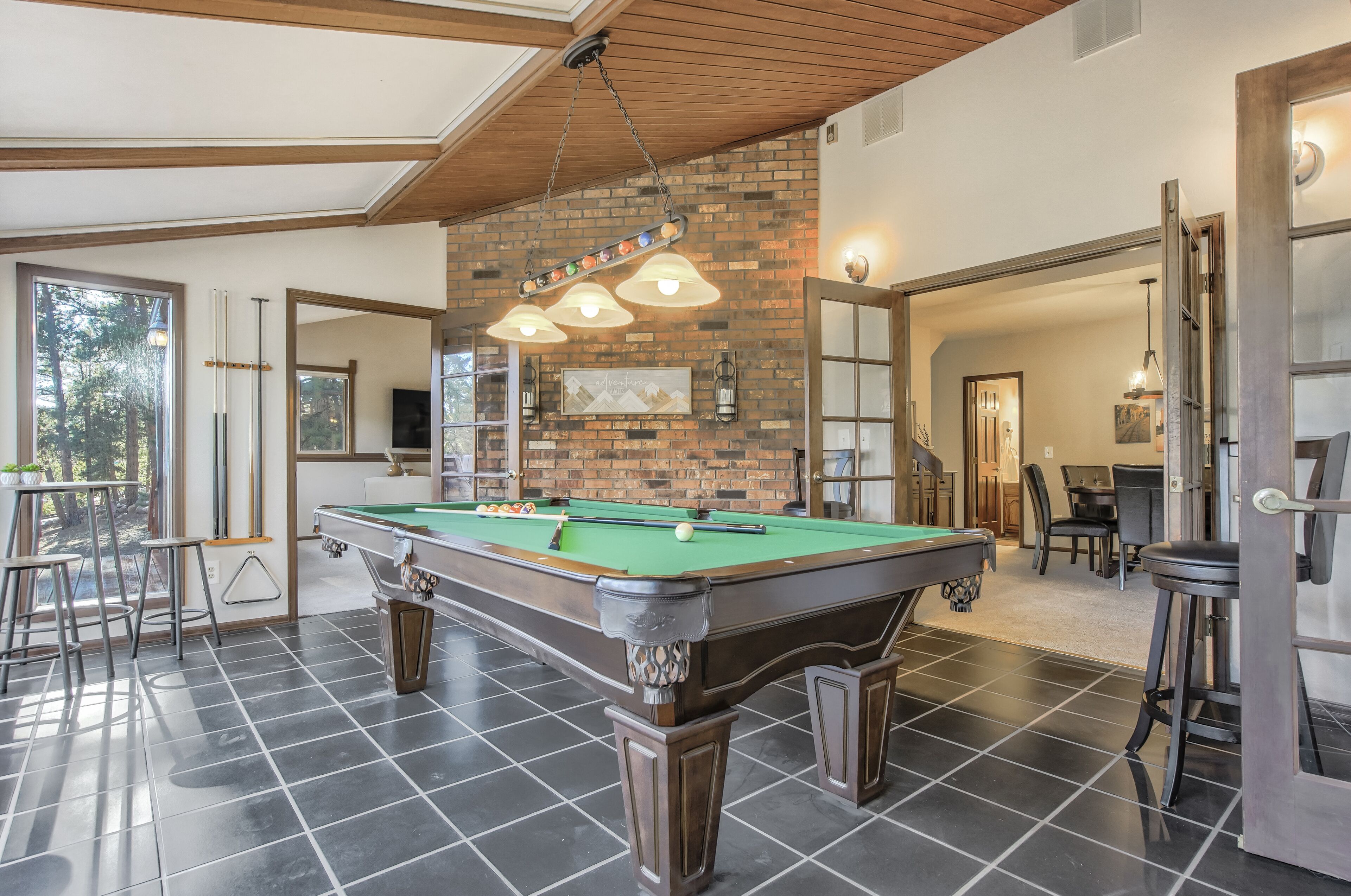 Paradise Cabin