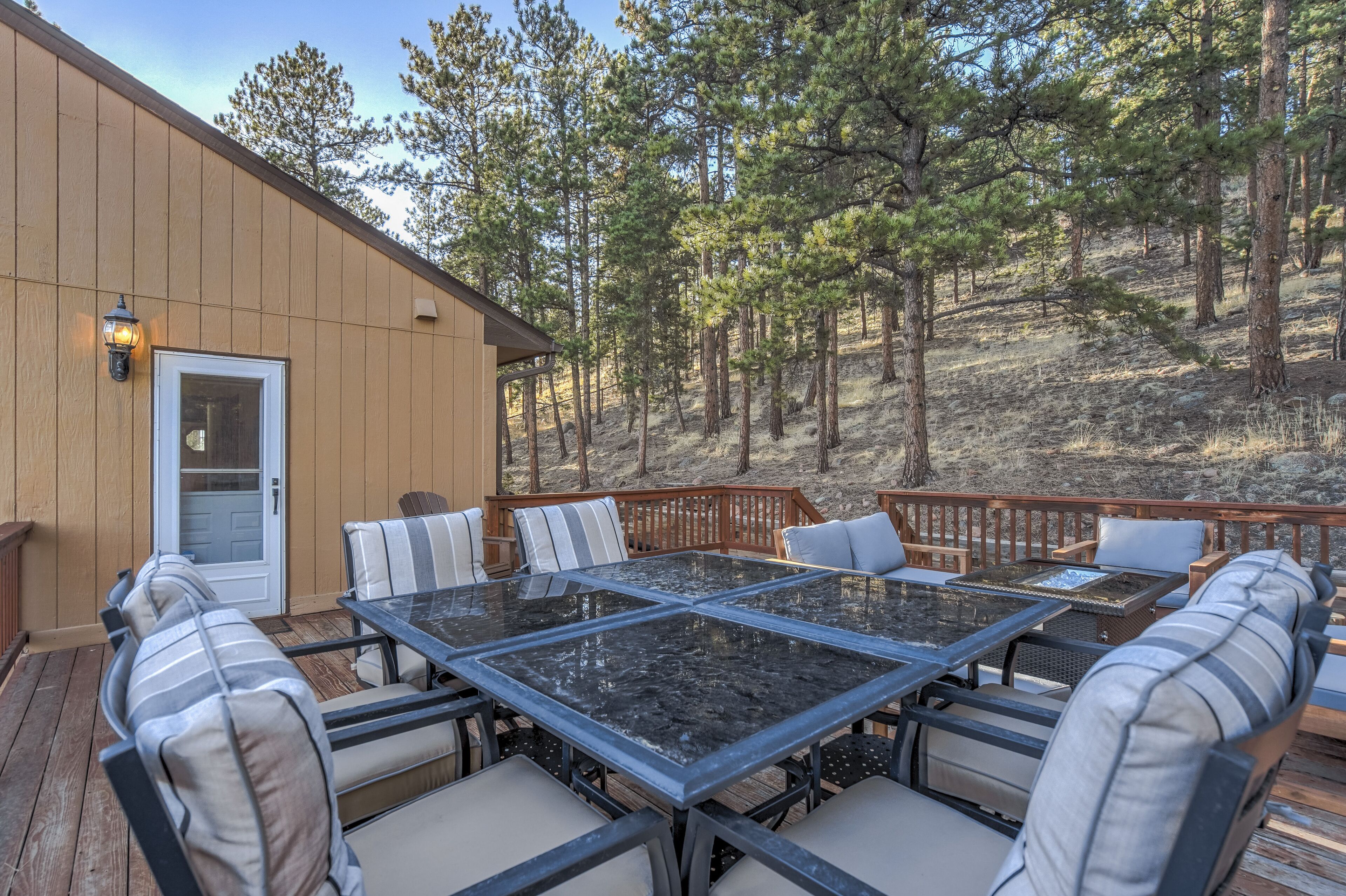Paradise Cabin