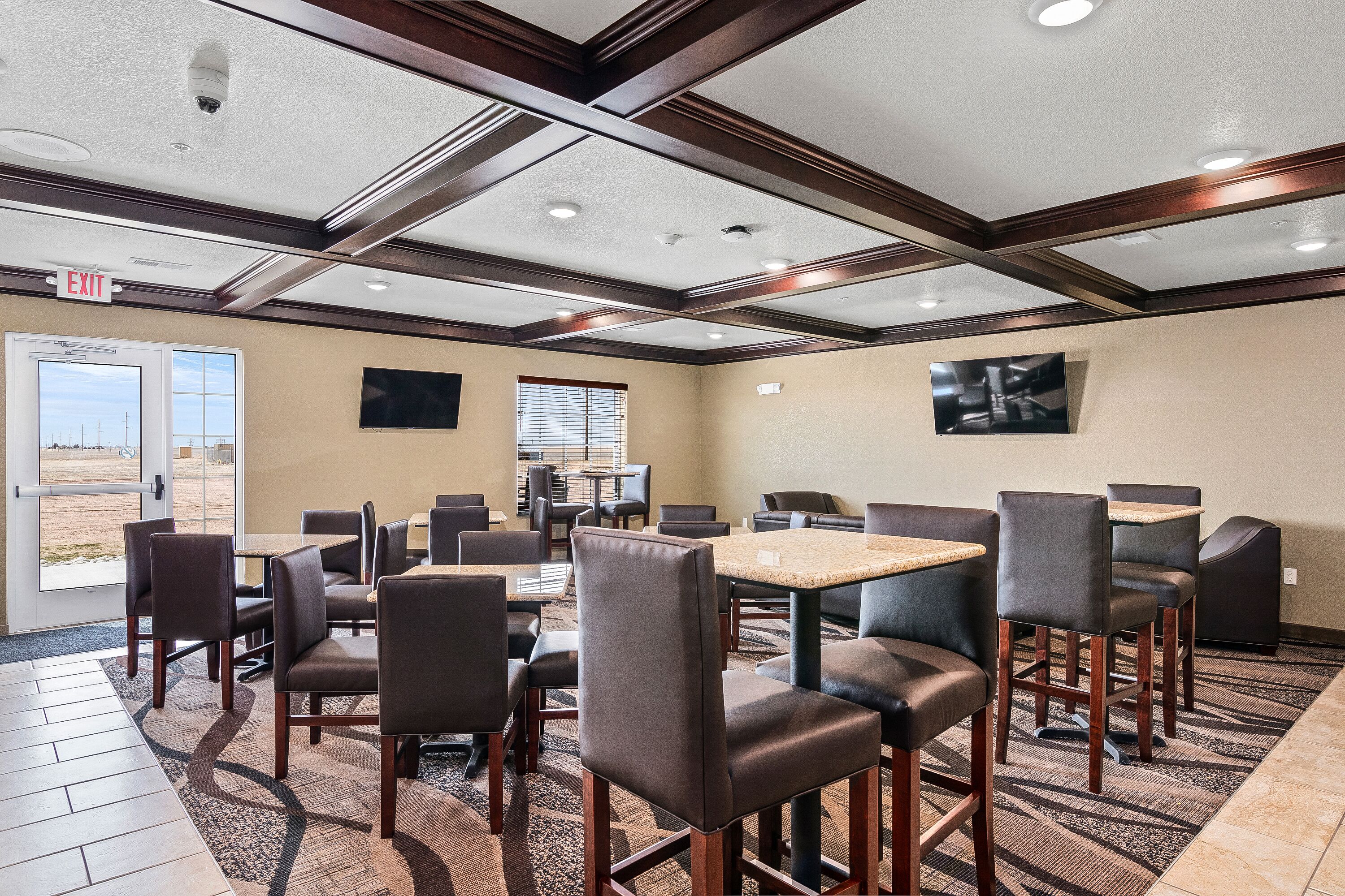 Cobblestone Inn & Suites - Yuma