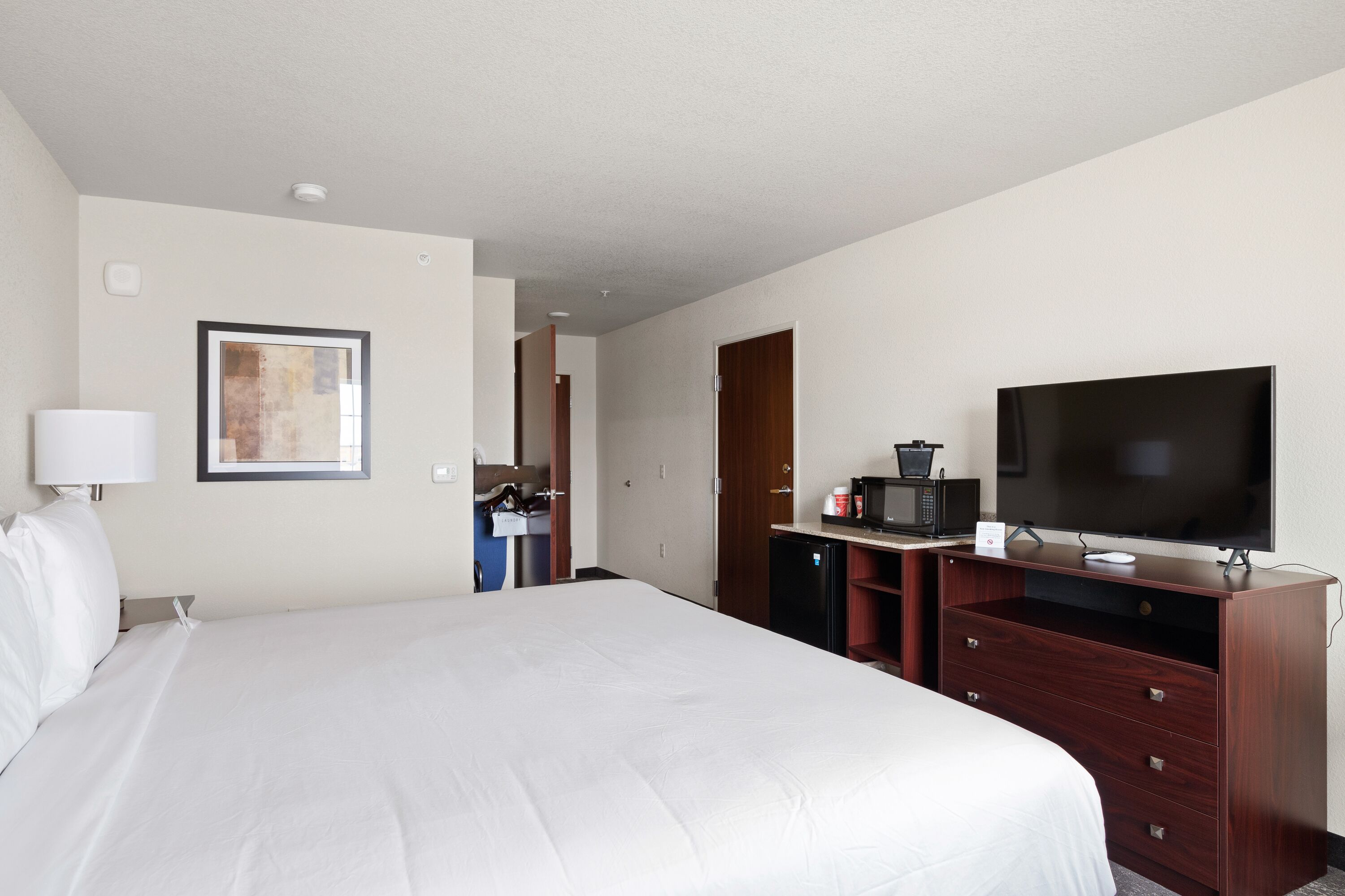 Cobblestone Inn & Suites - Yuma