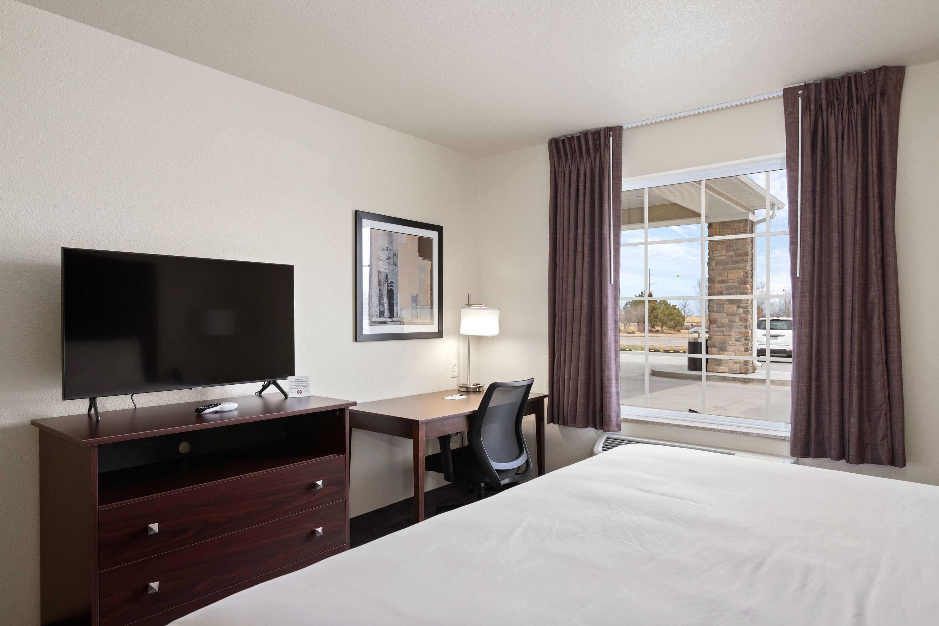 Cobblestone Inn & Suites - Yuma