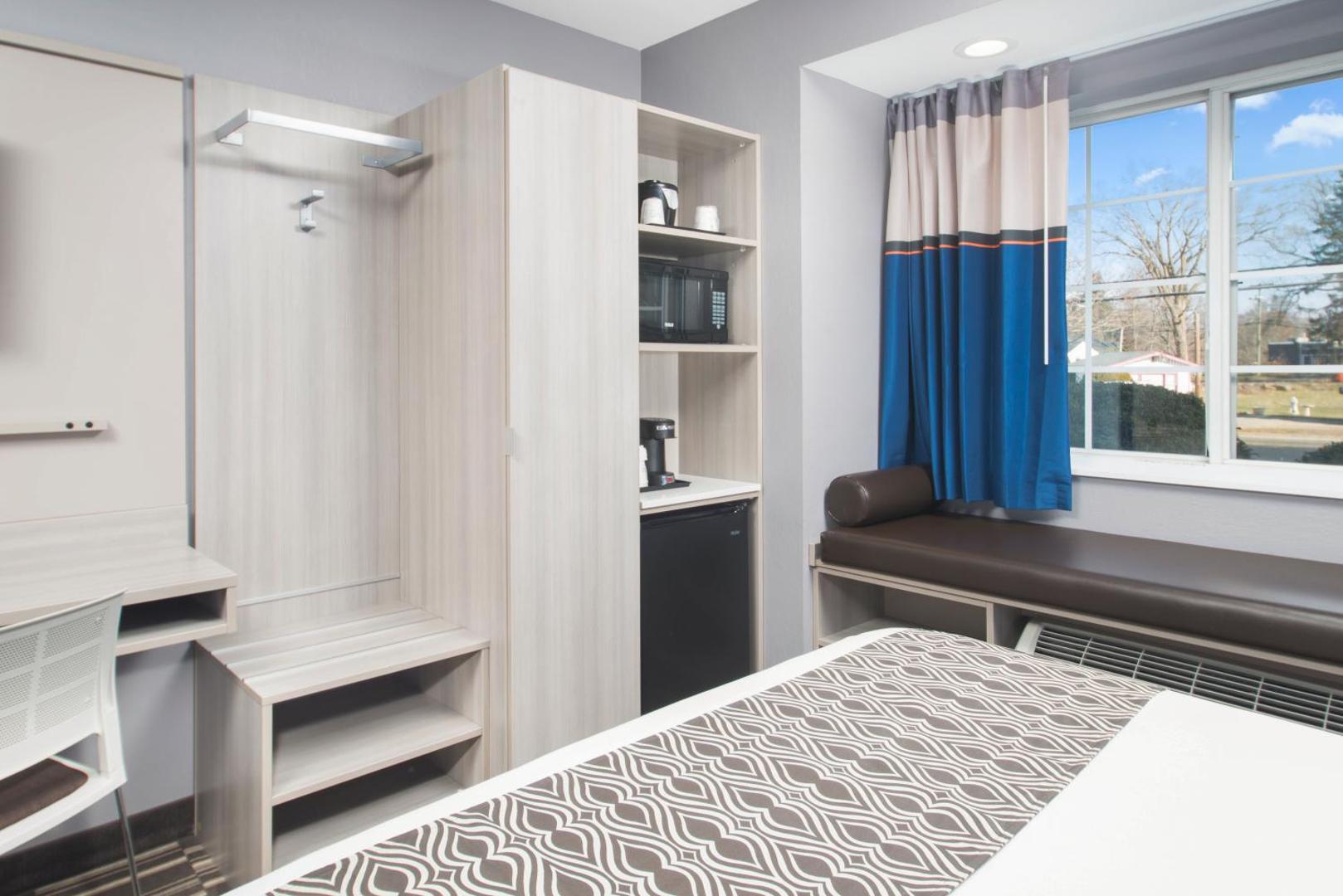 Microtel Inn & Suites by Wyndham Bethel/Danbury