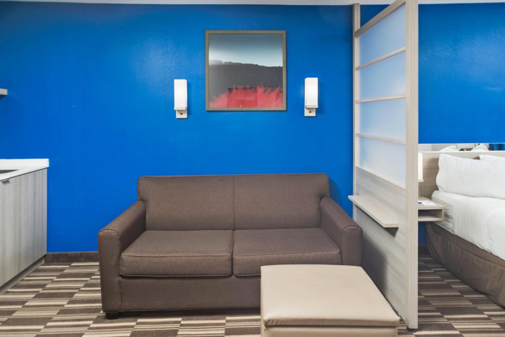 Microtel Inn & Suites by Wyndham Bethel/Danbury