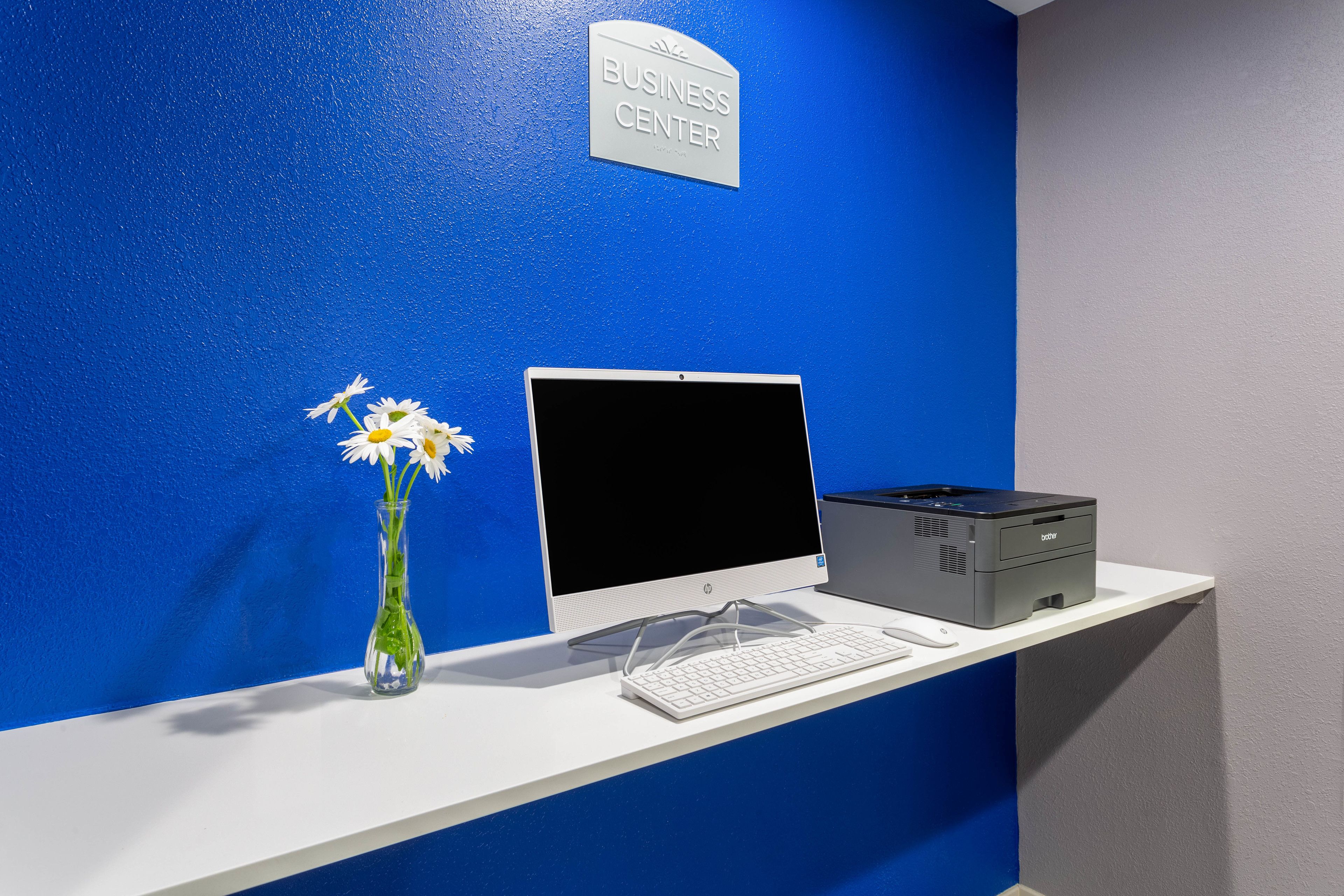 Microtel Inn & Suites by Wyndham Bethel/Danbury