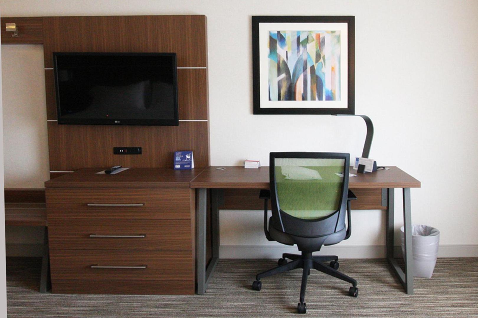 Holiday Inn Express Branford-New Haven
