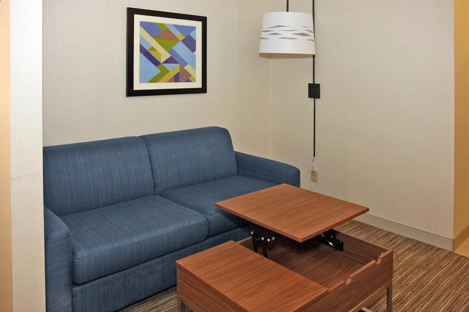 Holiday Inn Express Branford-New Haven