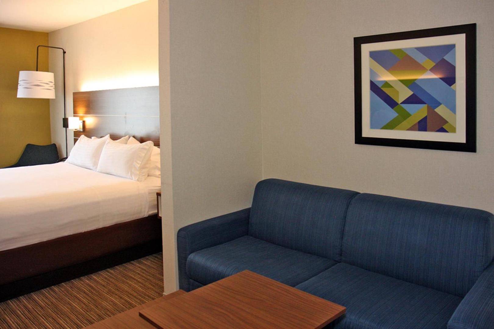 Holiday Inn Express Branford-New Haven