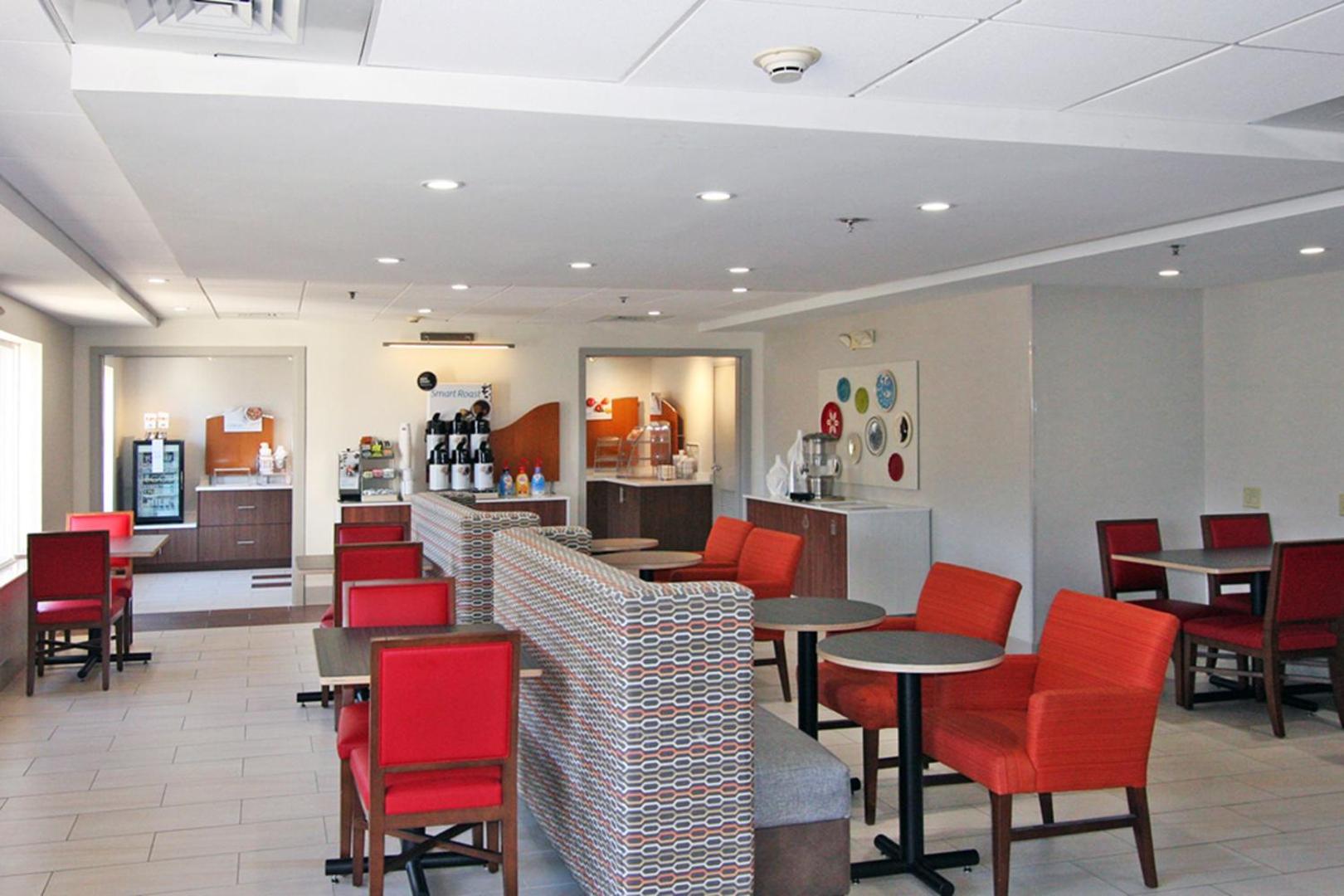 Holiday Inn Express Branford-New Haven