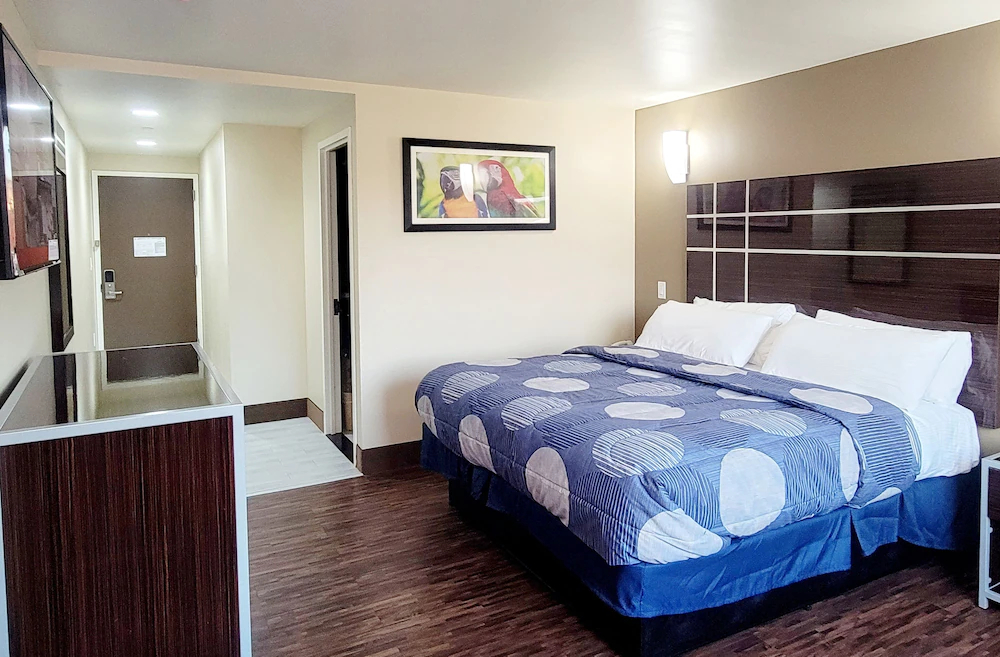 Brooklyn Broadway Hotel