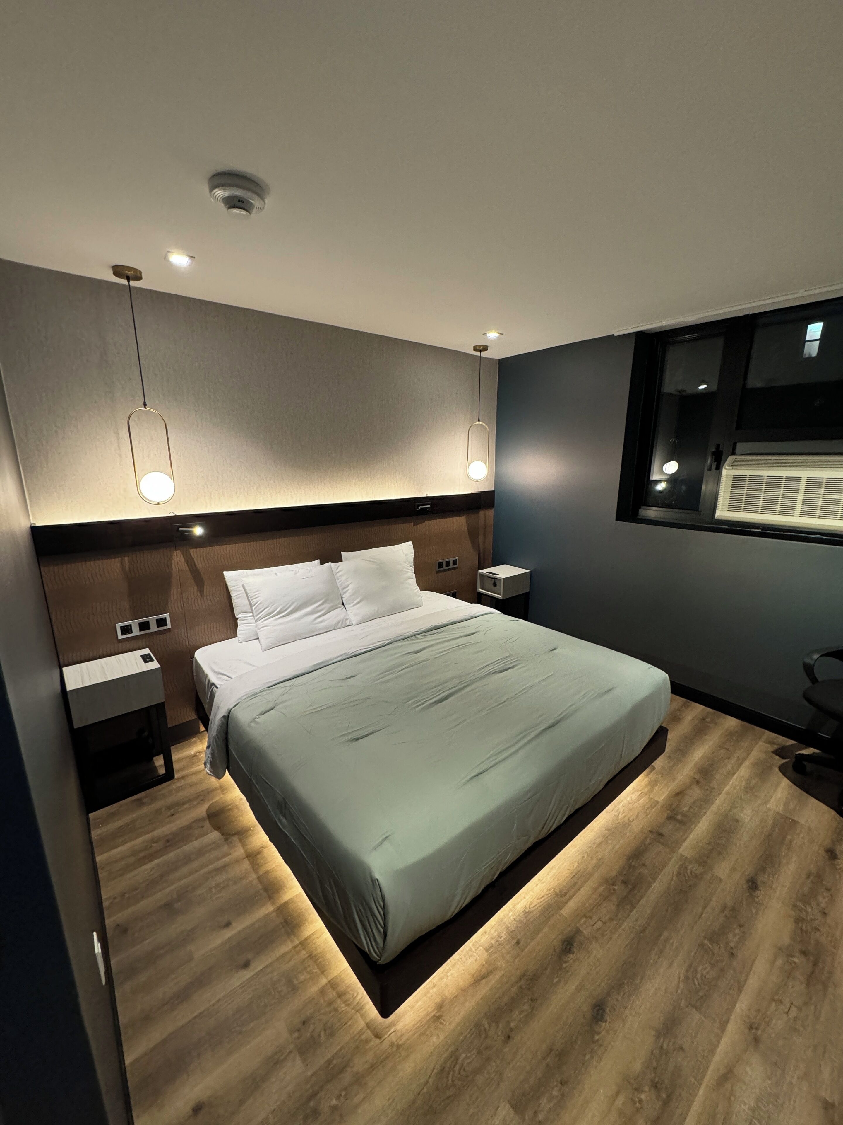 Hotel Mirage Brooklyn