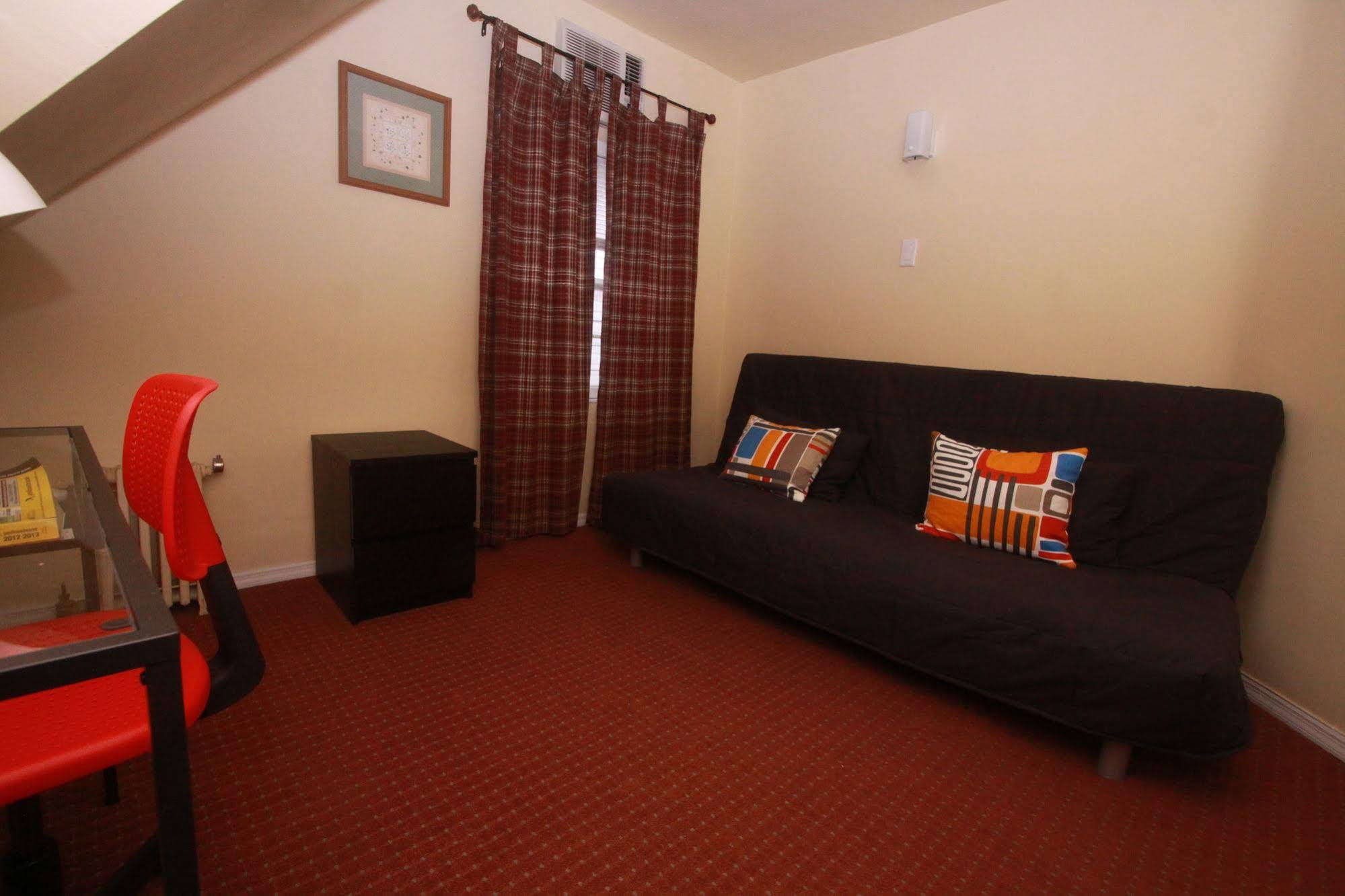 Midwood Suites Brooklyn