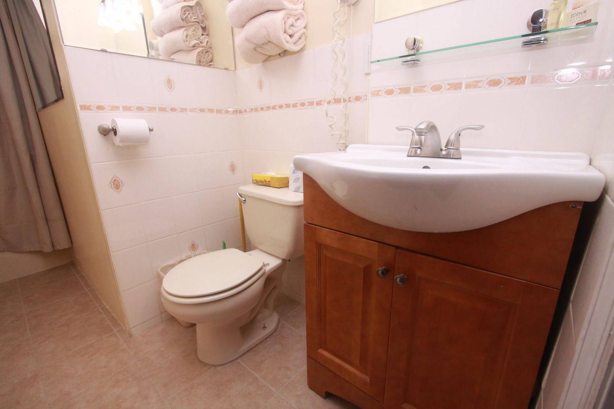 Midwood Suites Brooklyn
