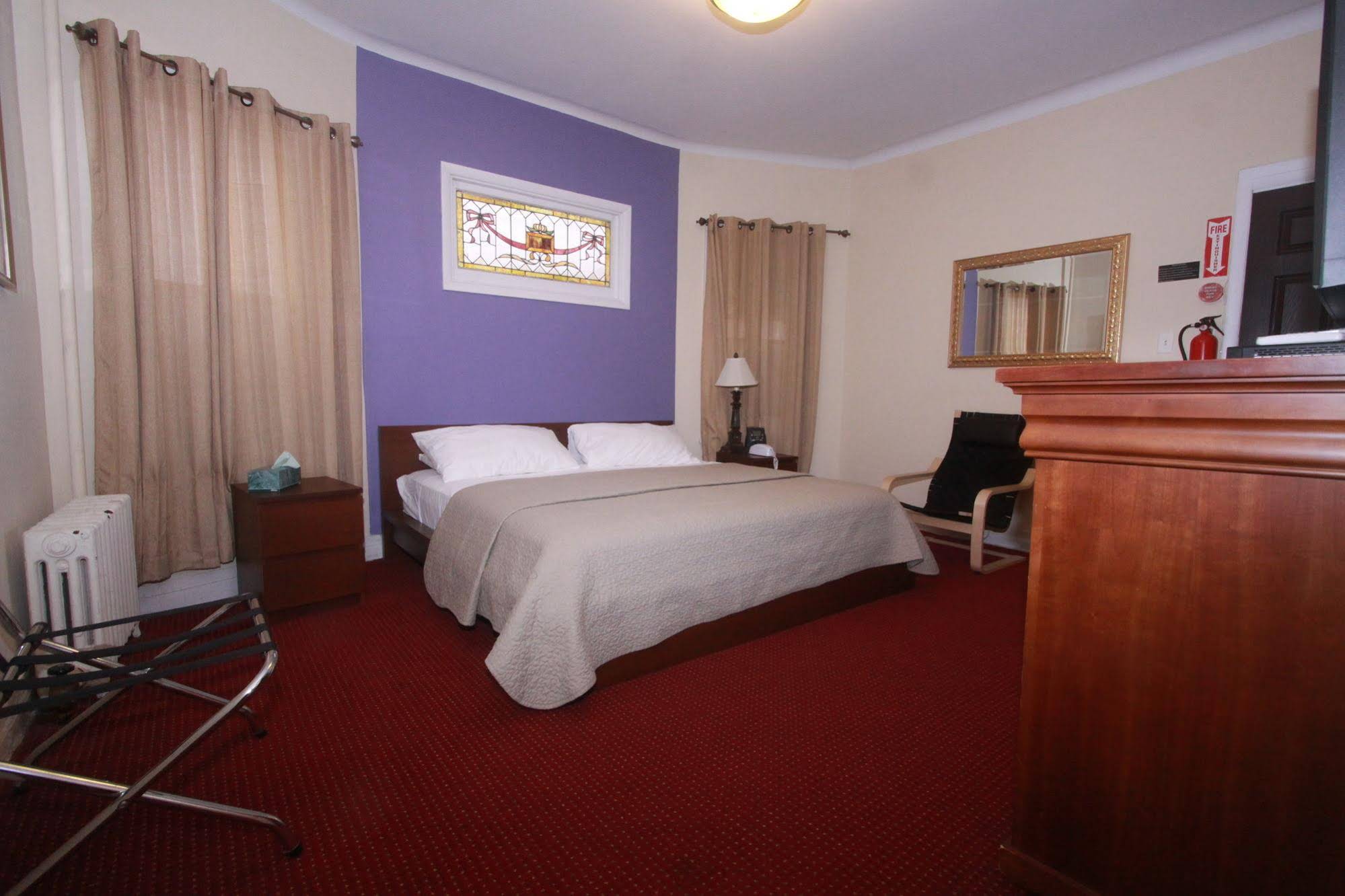 Midwood Suites Brooklyn