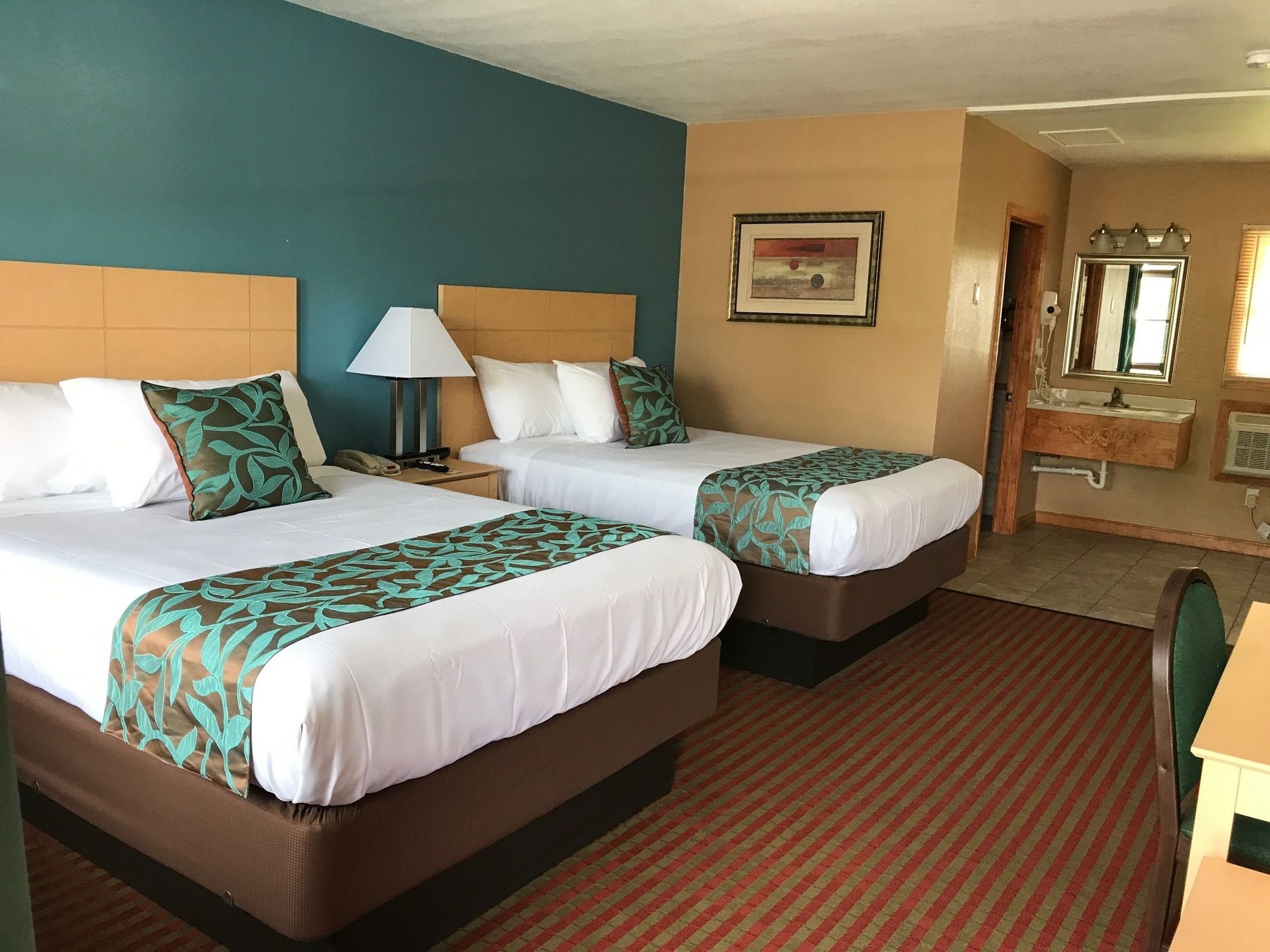Quiet Corner Inn