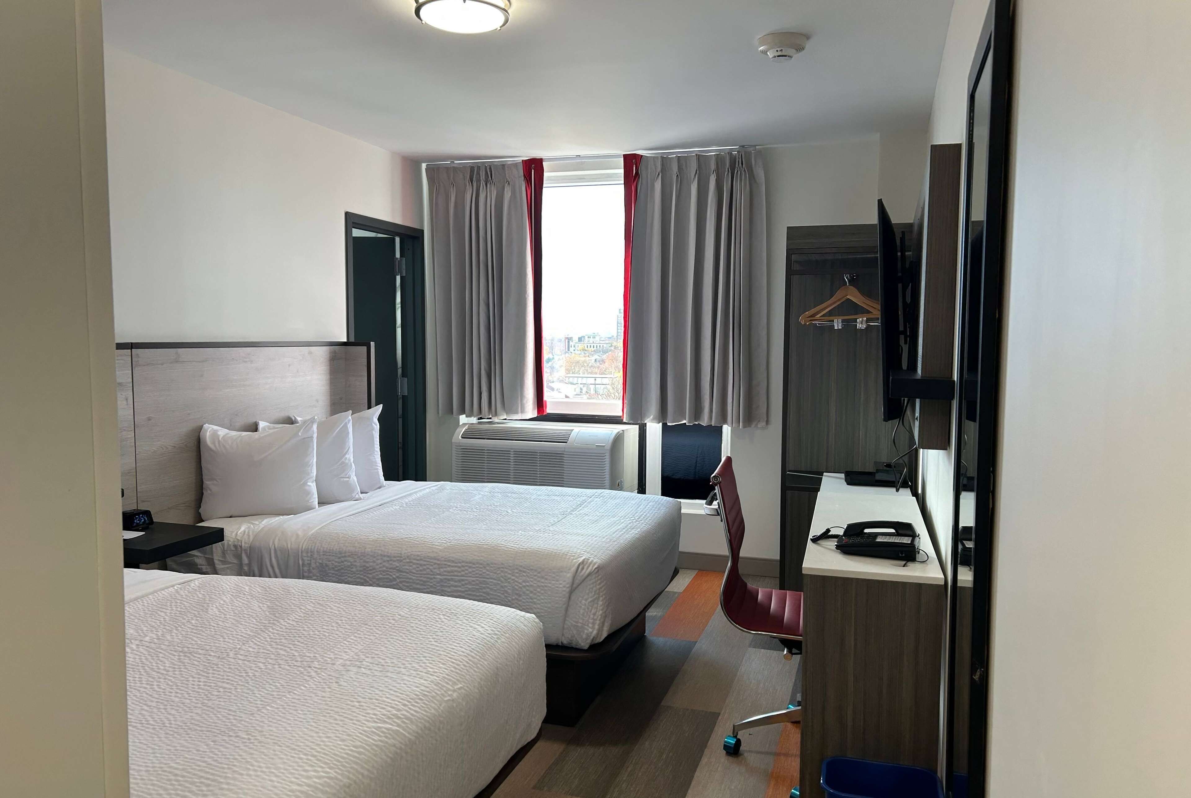 Ramada by Wyndham Brooklyn Near Flatbush