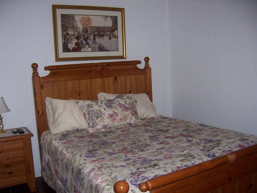 Locust Tree Bed and Breakfast