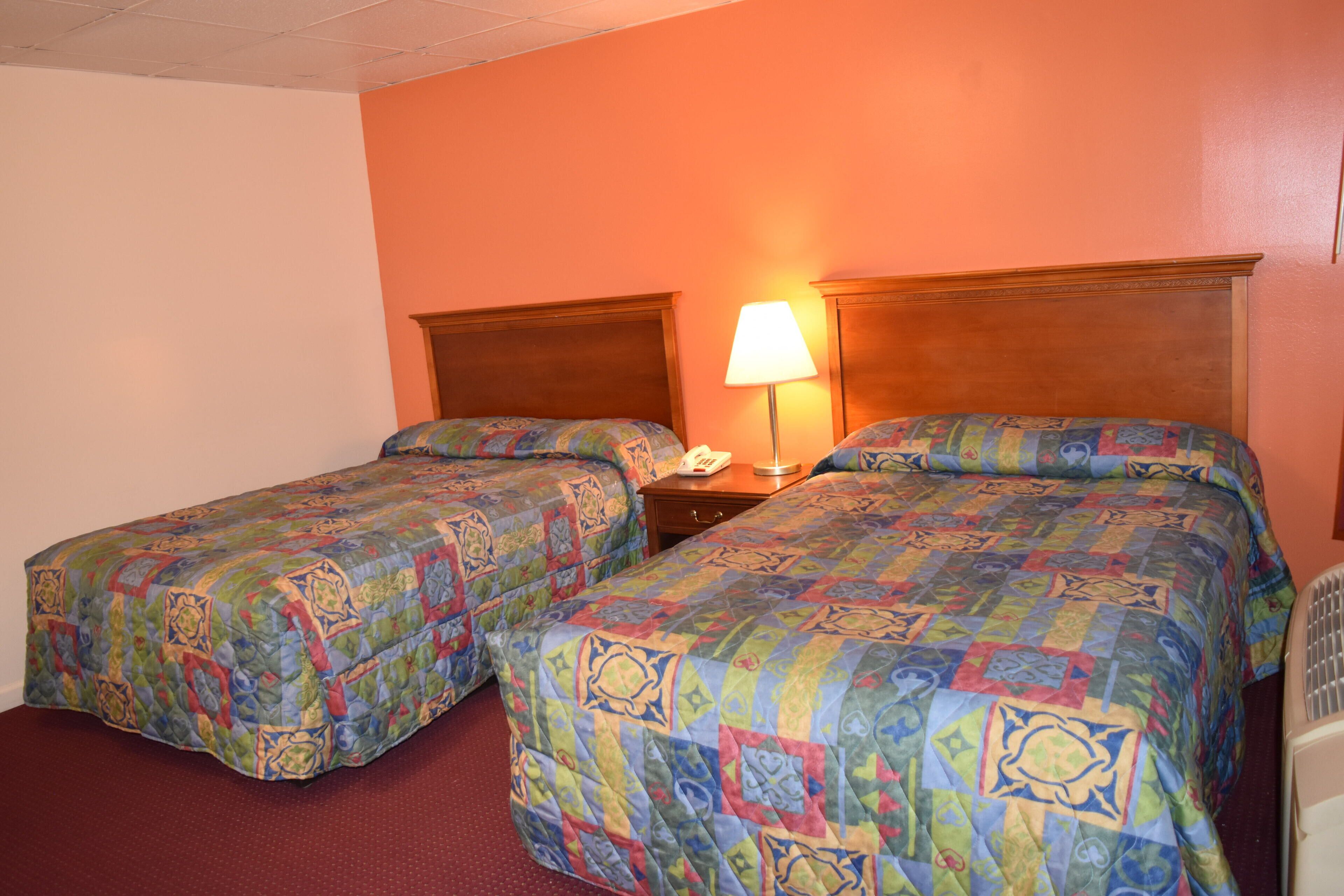 Plymouth Motor Lodge