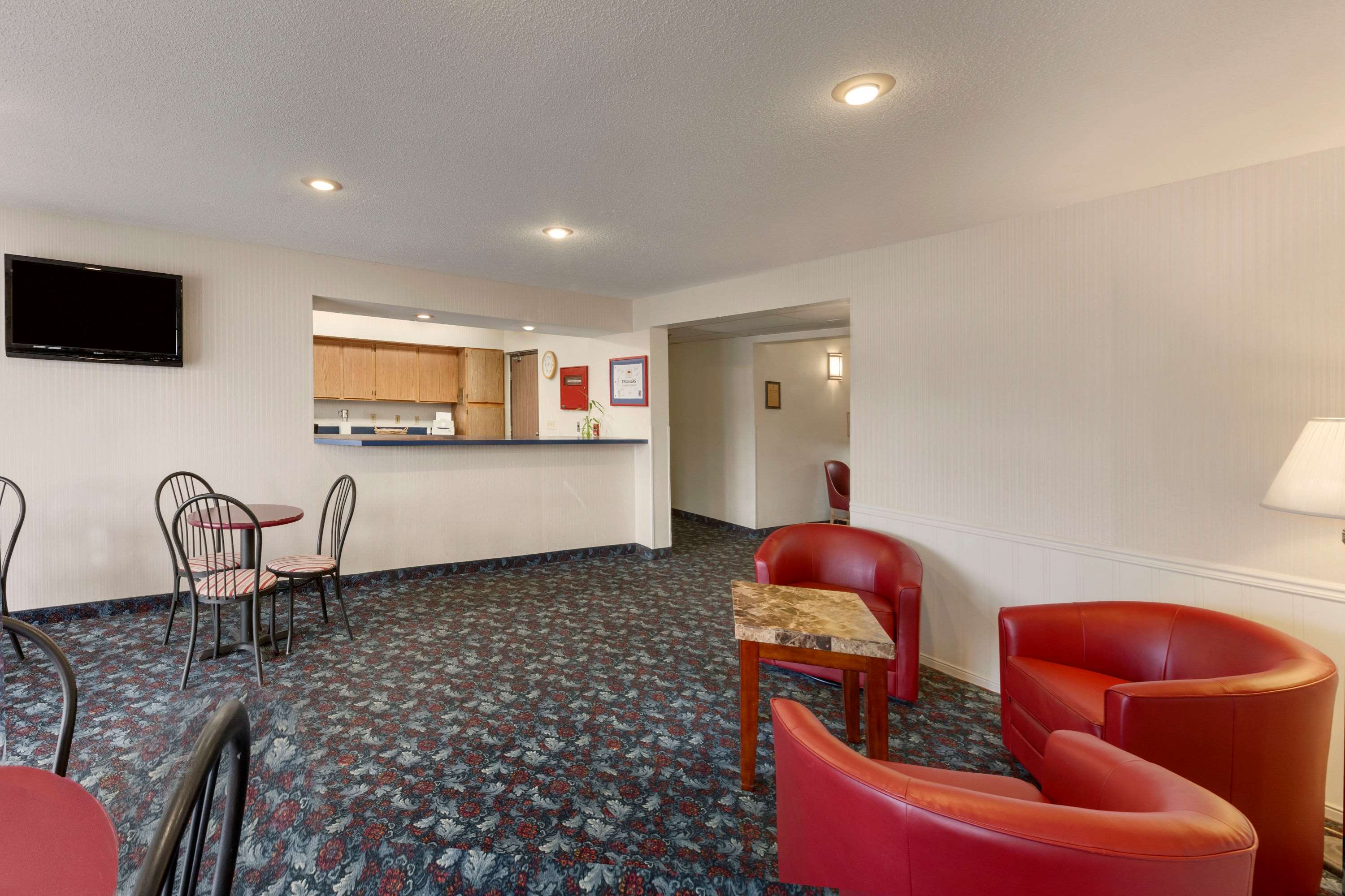 Super 8 by Wyndham Cromwell/Middletown