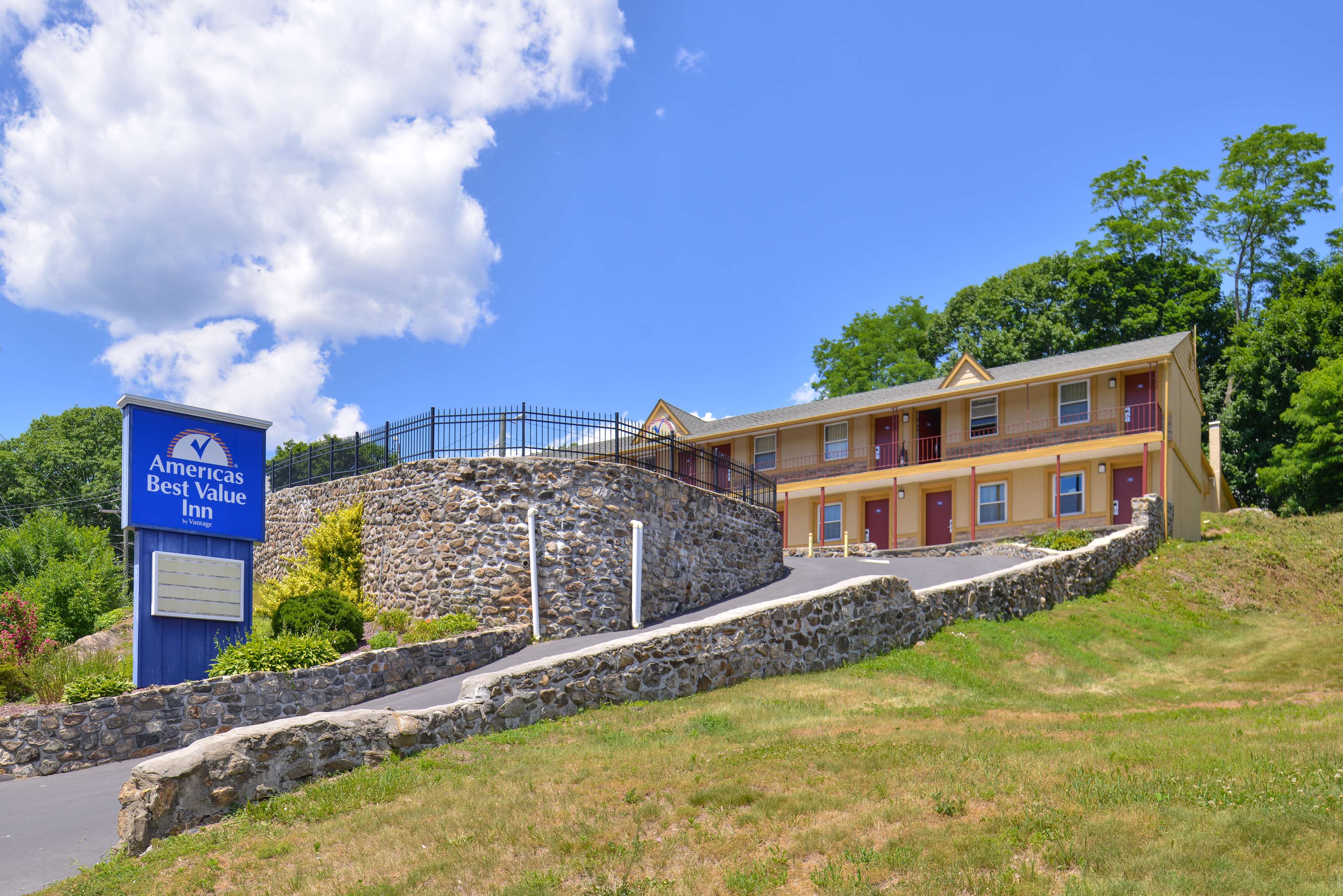 Golden Hill Inn Danbury