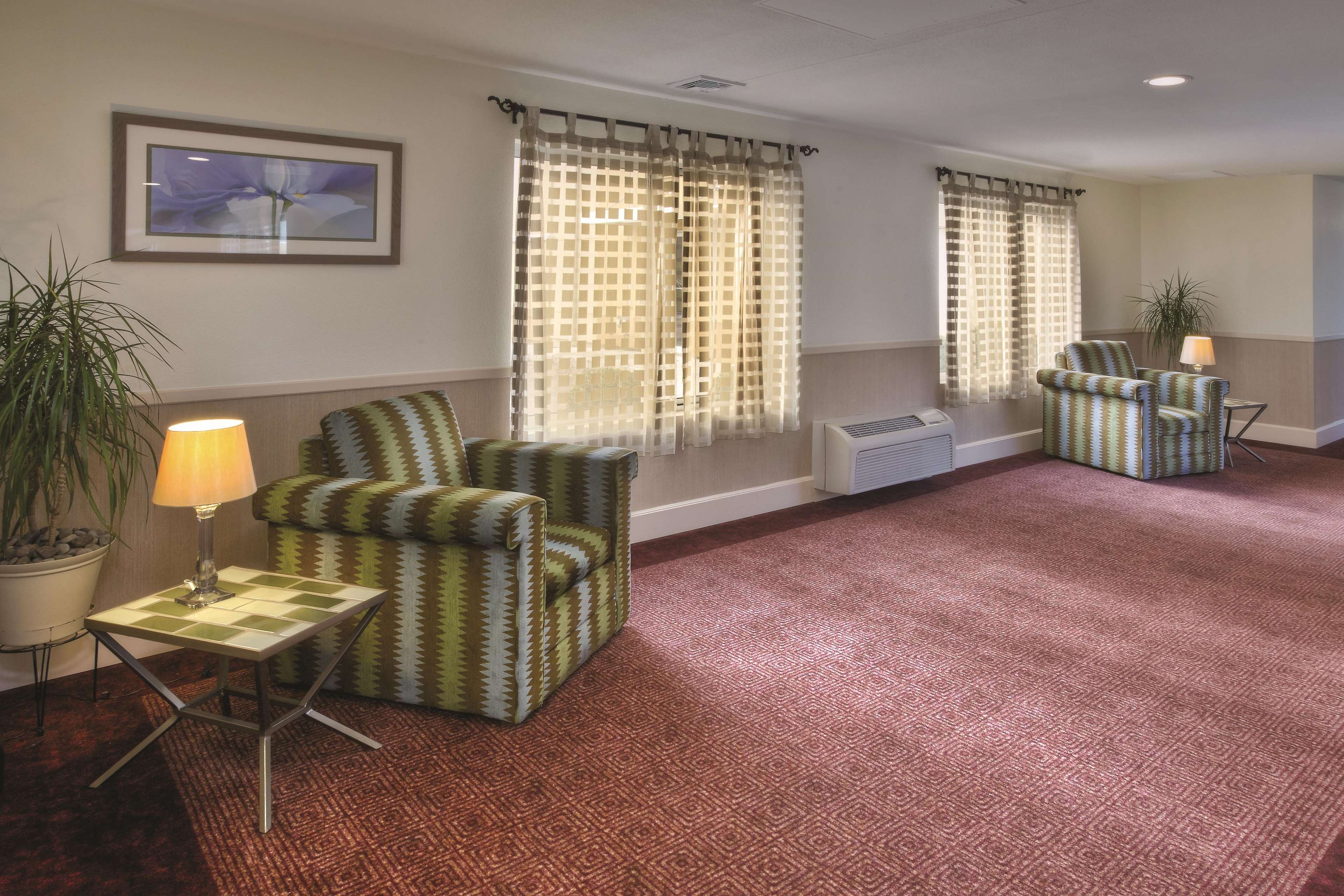 La Quinta Inn & Suites by Wyndham Danbury