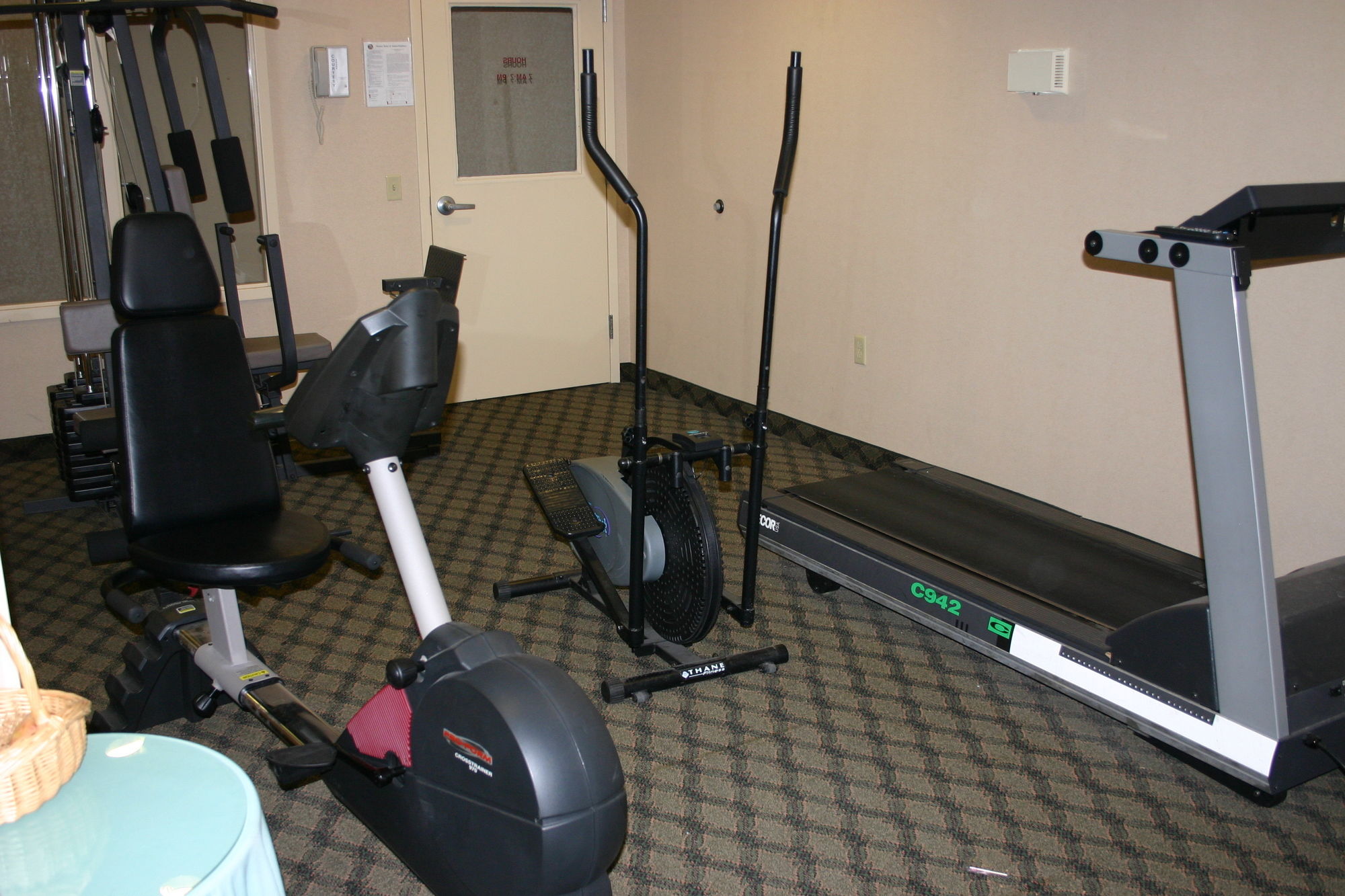 Maron Hotel & Suites