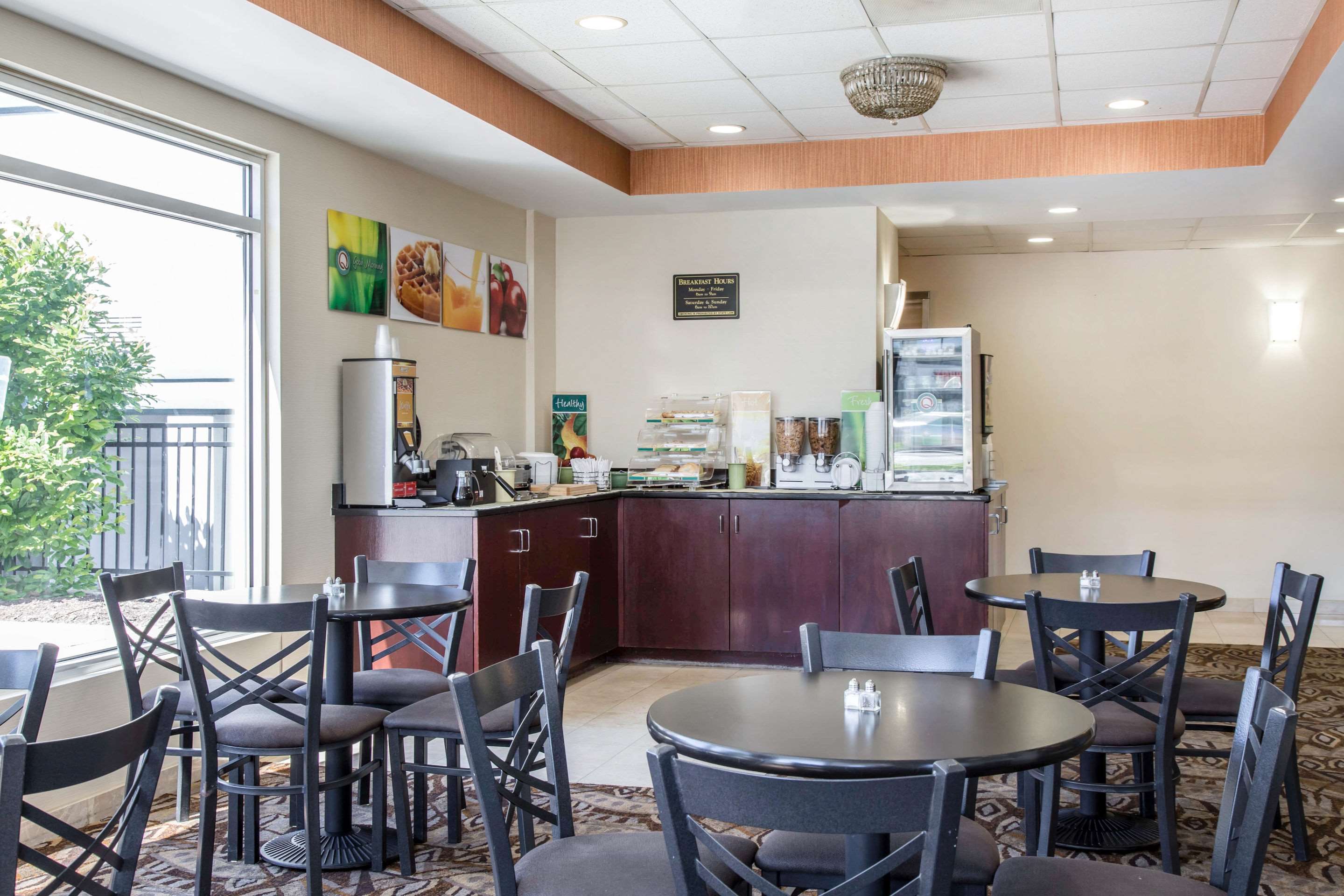 Quality Inn & Suites