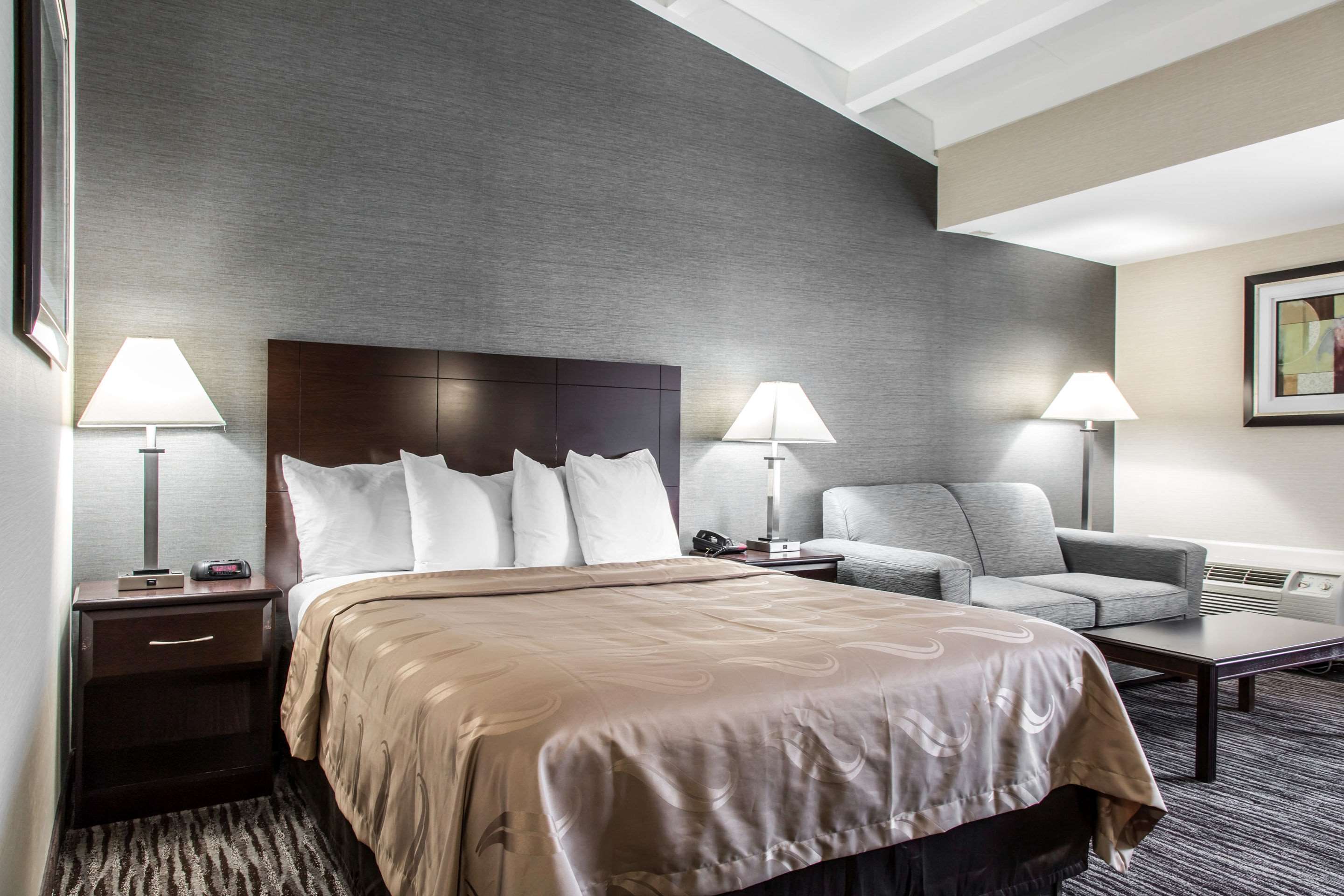 Quality Inn & Suites
