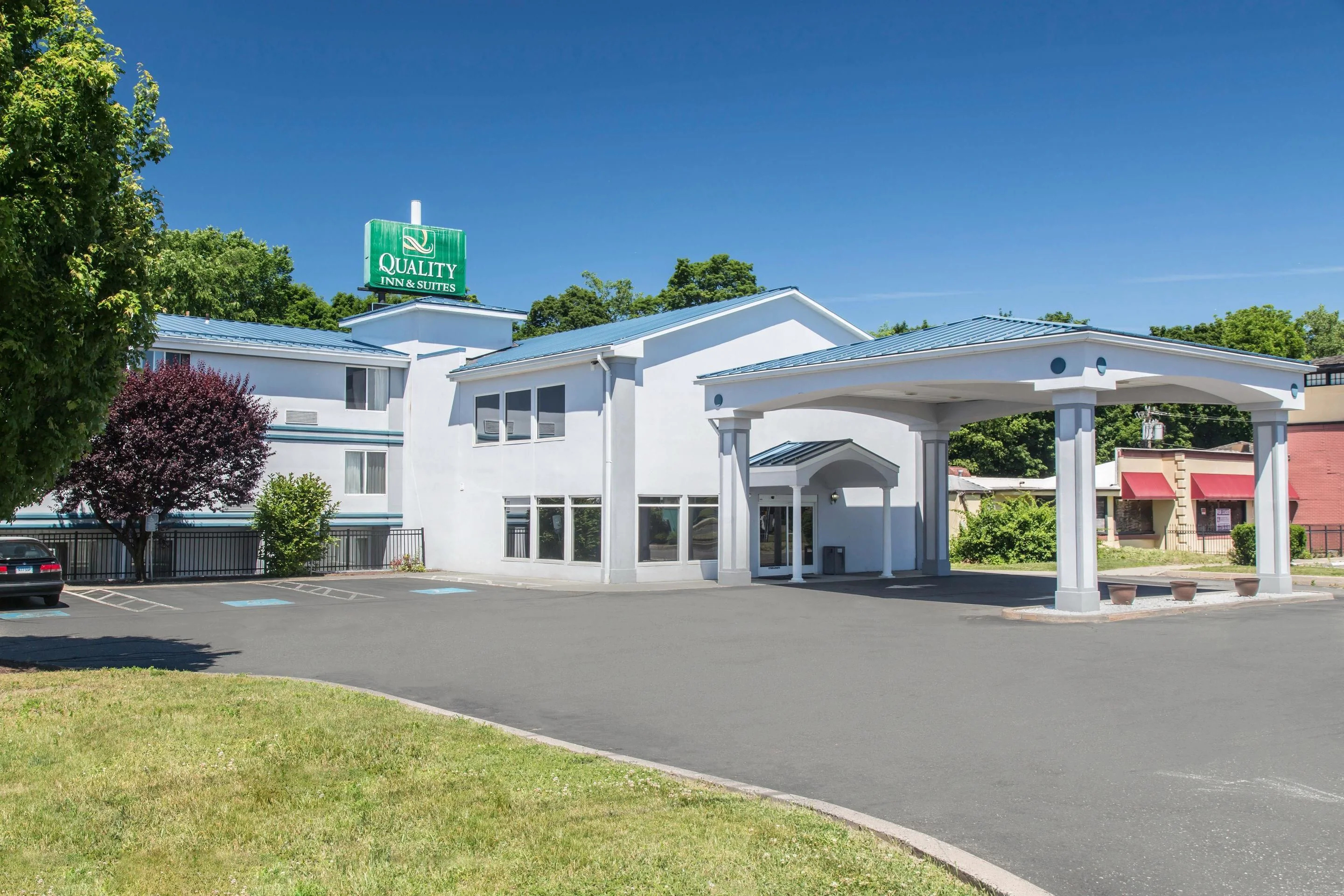 Quality Inn & Suites