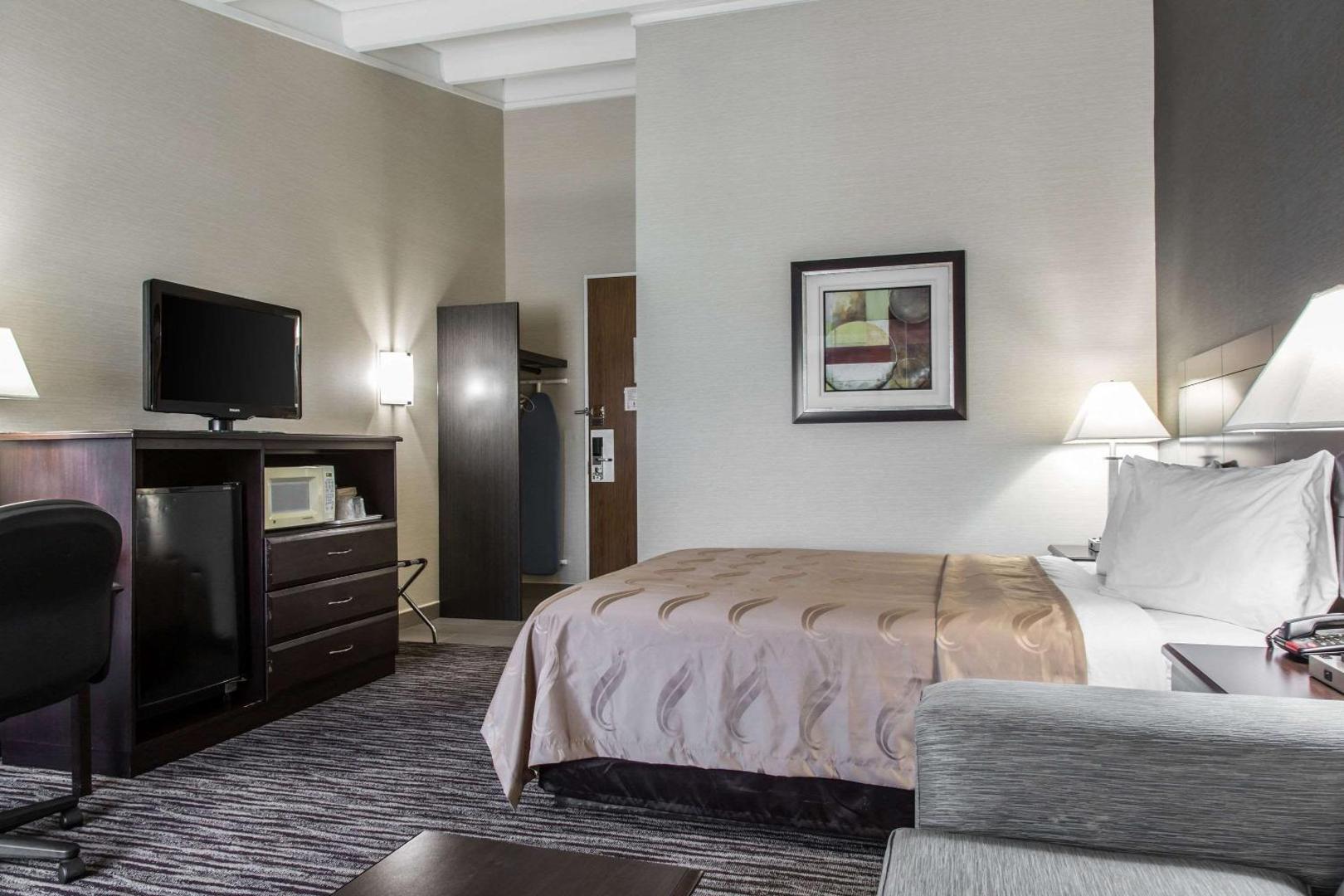 Quality Inn & Suites